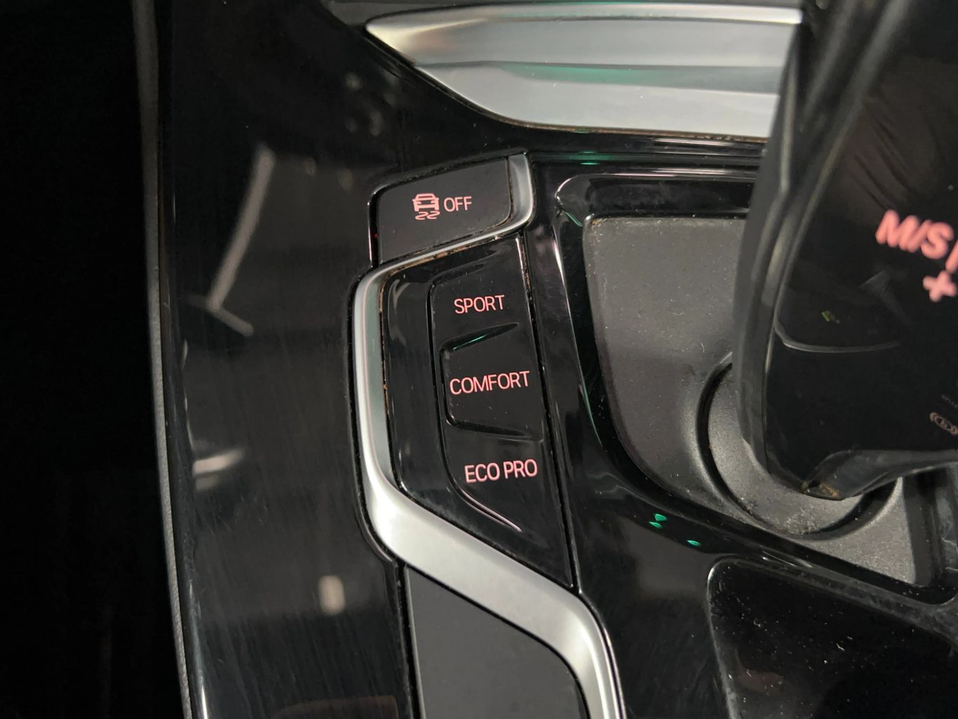 2019 BMW X3 SUV 4-CYL, TURBO, 2.0 LITER SDRIVE30I SPORT UTILITY 4D