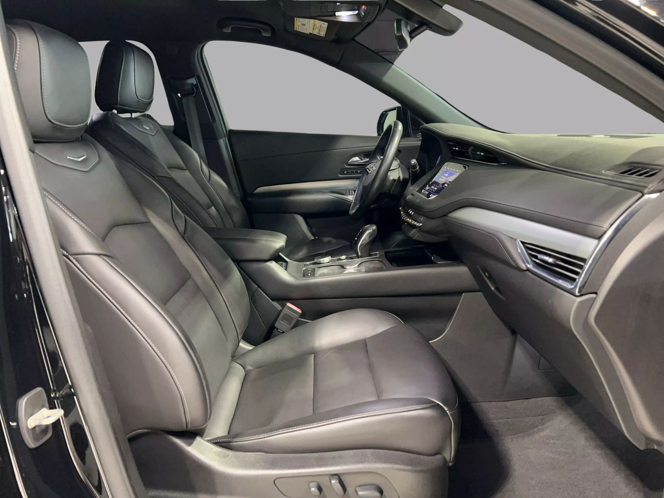 2019 CADILLAC XT4 SUV 4-CYL, TURBO, 2.0 LITER PREMIUM LUXURY SPORT UTILITY 4D