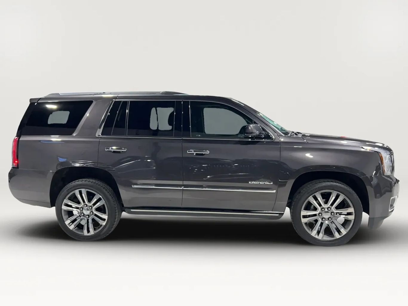 2018 GMC YUKON SUV V8, ECOTEC3, 6.2 LITER DENALI SPORT UTILITY 4D