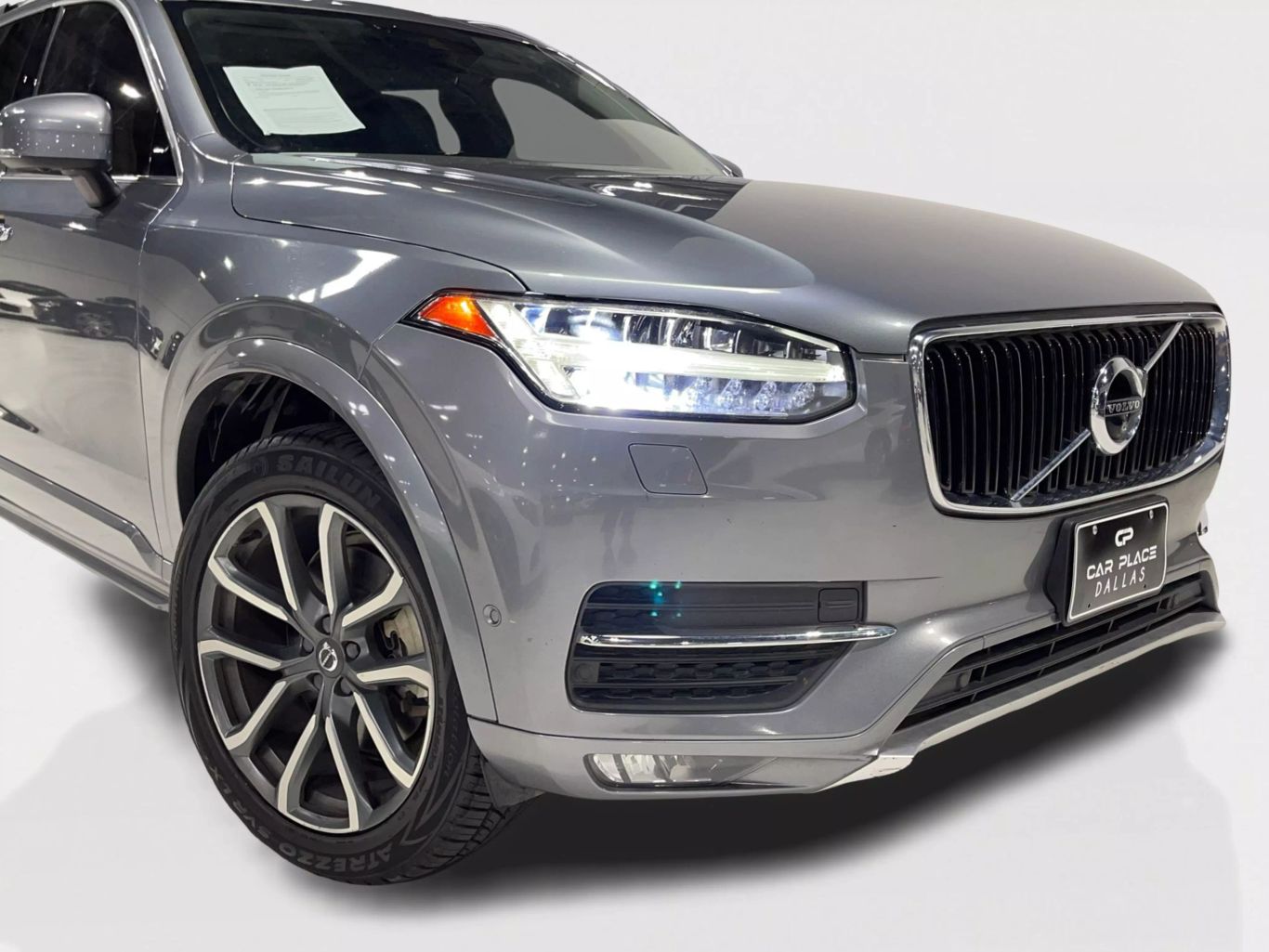 2018 VOLVO XC90 SUV 4-CYL, DRIVE-E, TURBO, SUPERCHARGED, 2.0 LITER T6 MOMENTUM SPORT UTILITY 4D