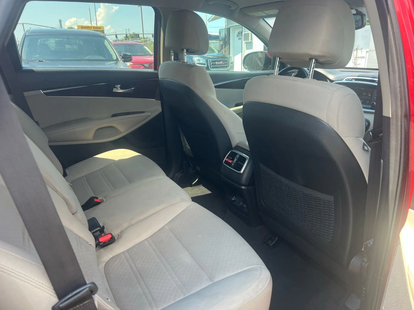 2017 KIA SORENTO SUV 4-CYL, GDI, 2.4 LITER LX SPORT UTILITY 4D - Tampa Motor Cars