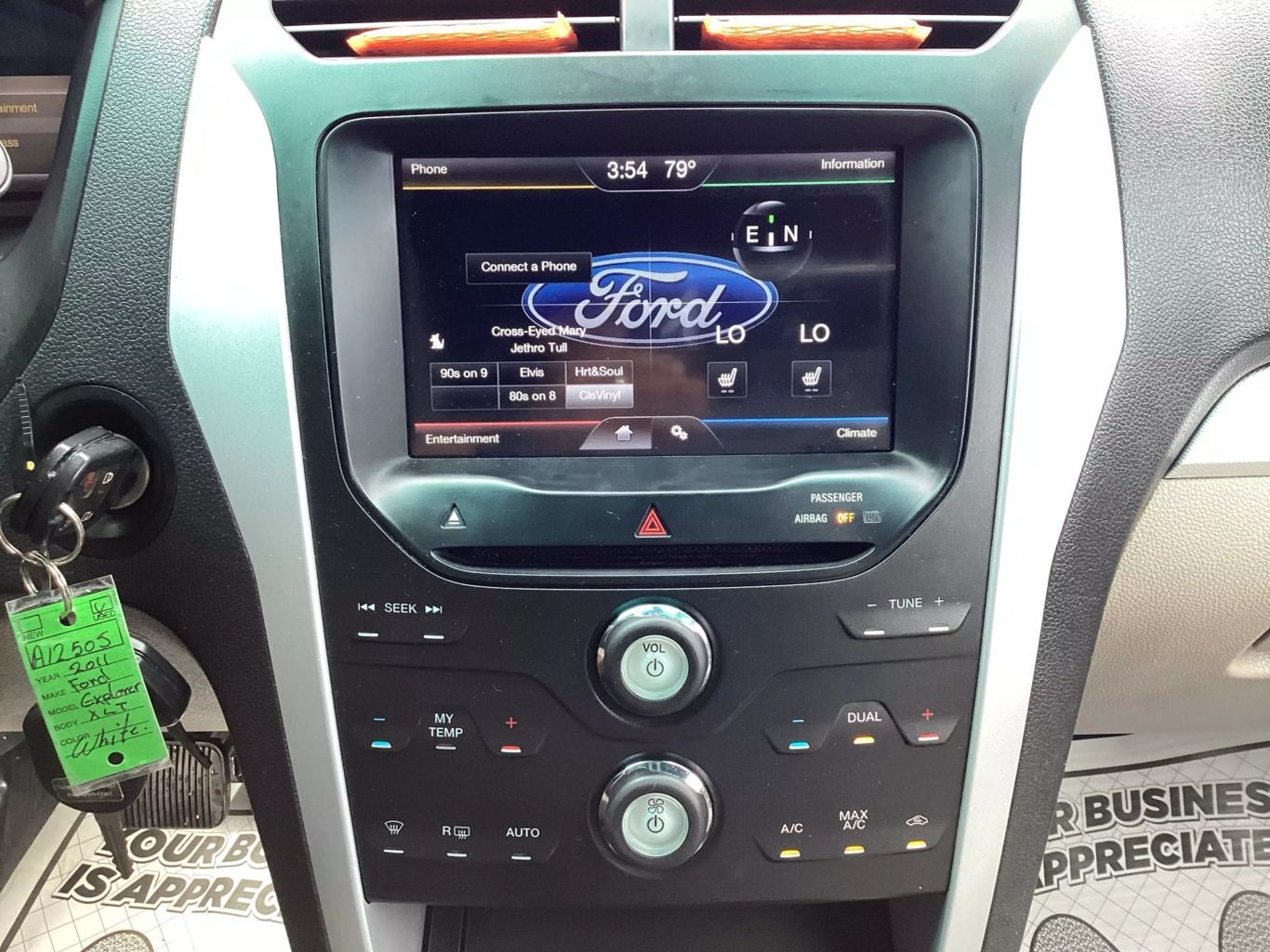 2011 Ford Explorer - Image 17