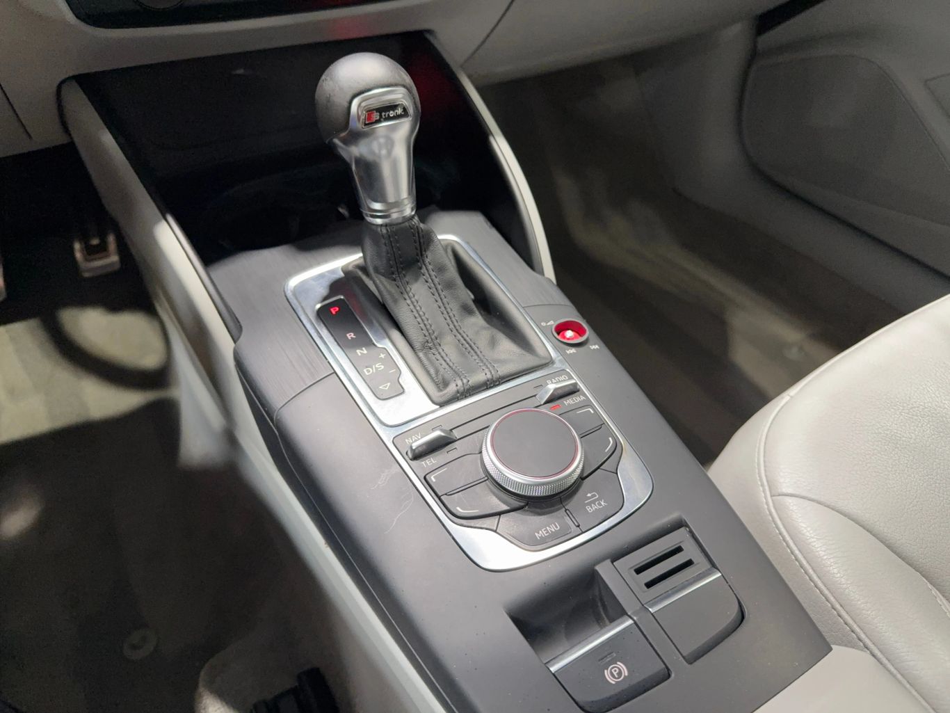 2015 AUDI A3 SEDAN 4-CYL, TURBO, 1.8 LITER 1.8T PREMIUM SEDAN 4D