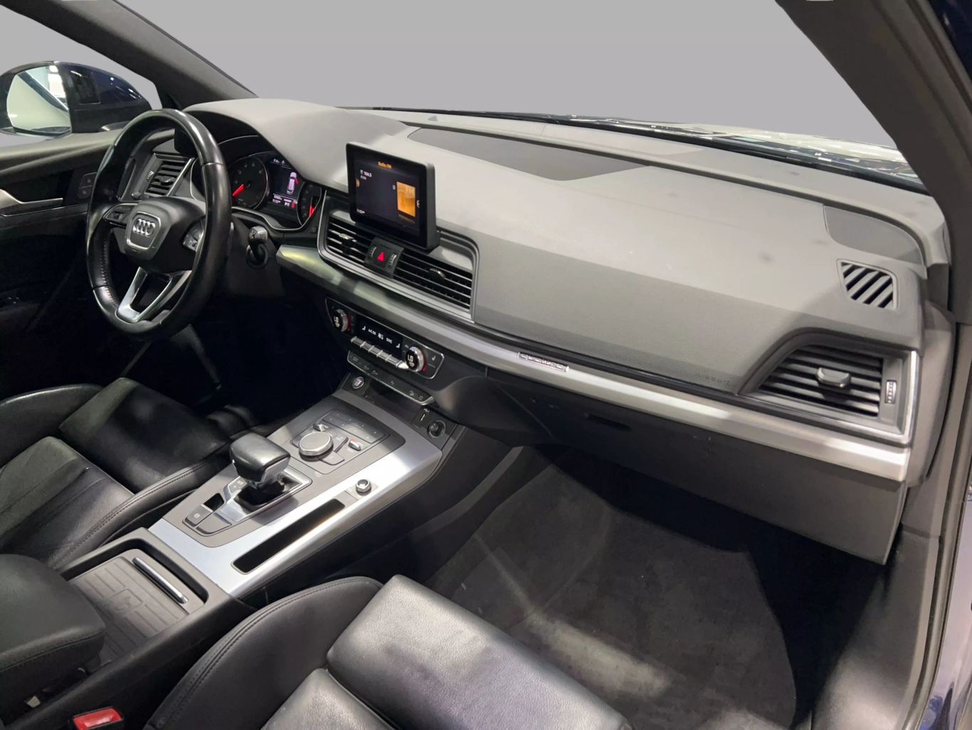 2020 AUDI Q5 SUV 4-CYL, TURBO, 2.0 LITER 45 TFSI PREMIUM SPORT UTILITY 4D