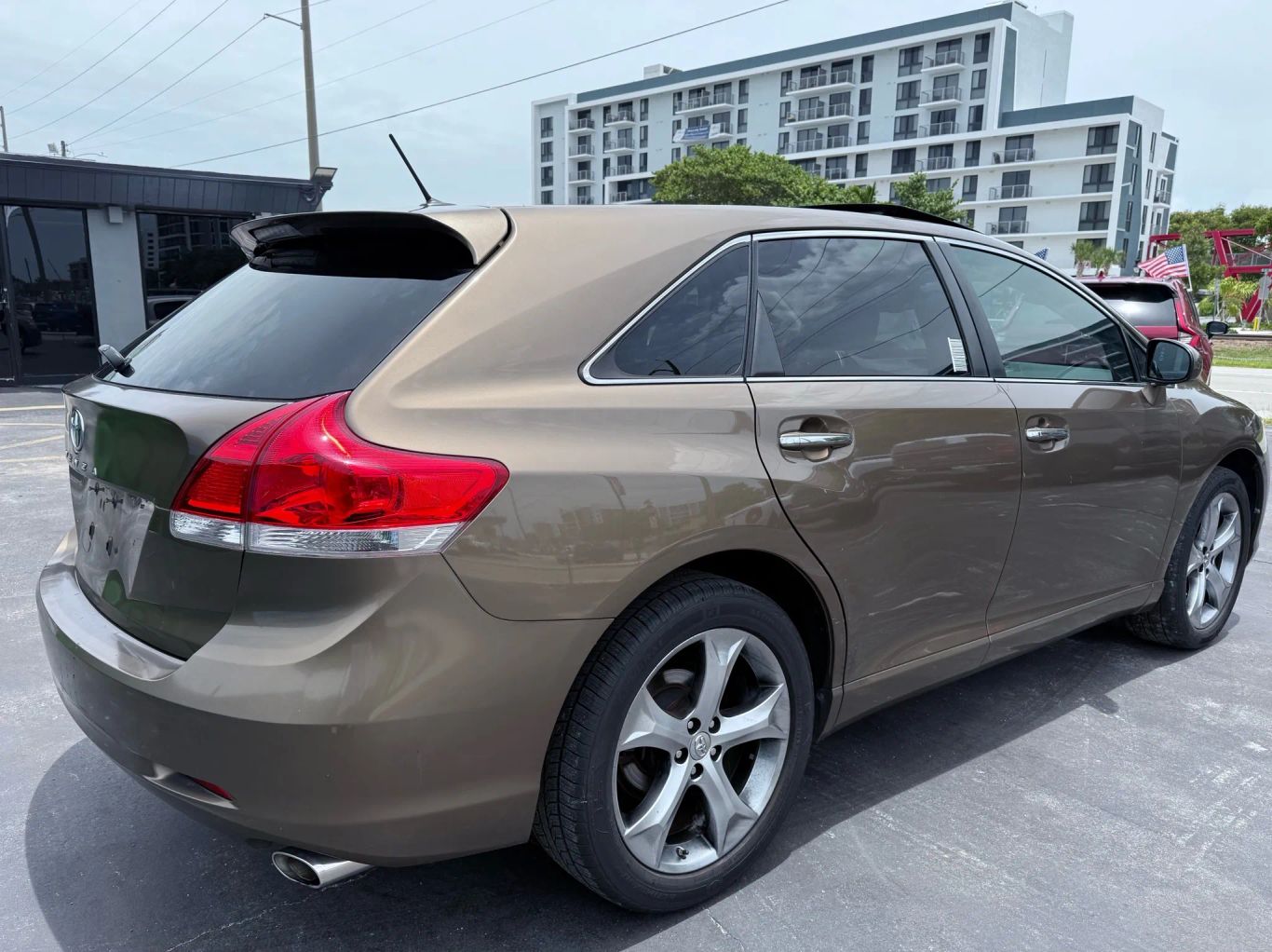 2011 TOYOTA VENZA WAGON V6, 3.5 LITER WAGON 4D