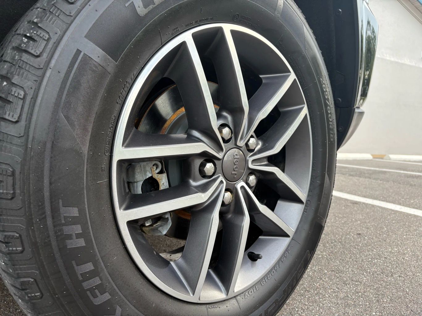 2019 JEEP GRAND CHEROKEE SUV V6, VVT, 3.6 LITER LIMITED SPORT UTILITY 4D - Tampa Motor Cars