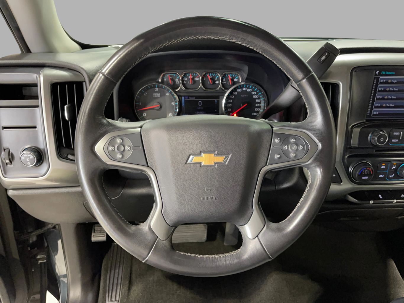 2017 CHEVROLET SILVERADO 1500 CREW CAB PICKUP V6, ECOTEC3, 4.3L LT PICKUP 4D 5 3/4 FT