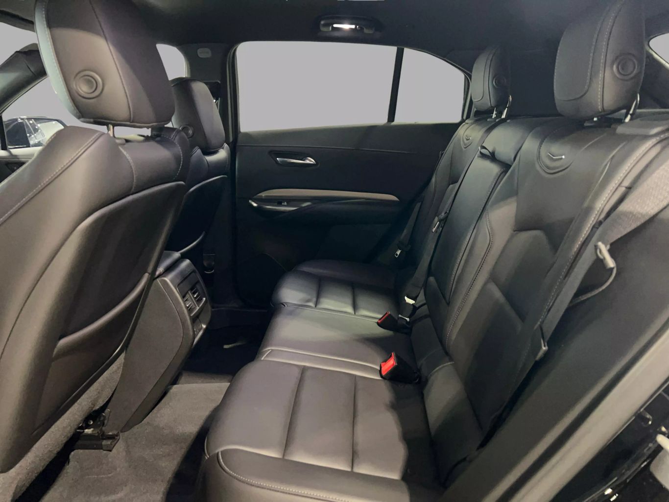 2019 CADILLAC XT4 SUV 4-CYL, TURBO, 2.0 LITER PREMIUM LUXURY SPORT UTILITY 4D