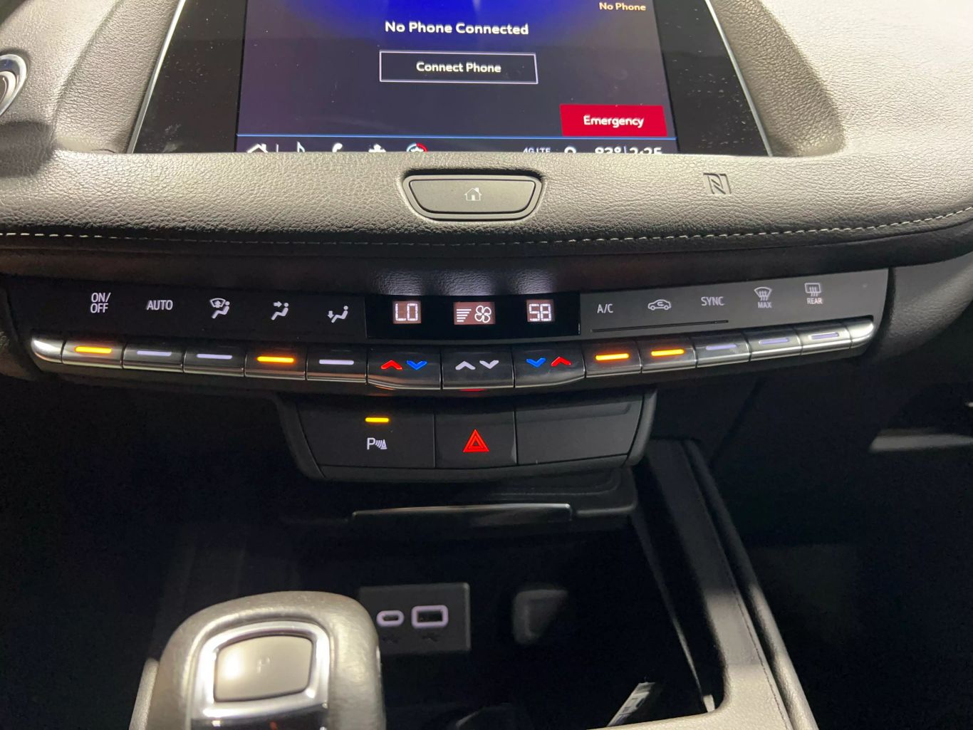 2019 CADILLAC XT4 SUV 4-CYL, TURBO, 2.0 LITER PREMIUM LUXURY SPORT UTILITY 4D