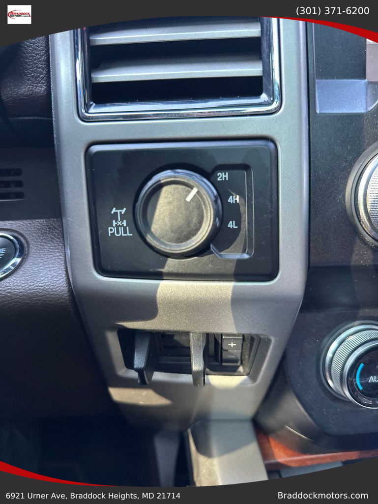 2019 FORD F350 SUPER DUTY CREW CAB PICKUP V8, TURBO DIESEL, 6.7 LITER KING RANCH PICKUP 4D 8 FT