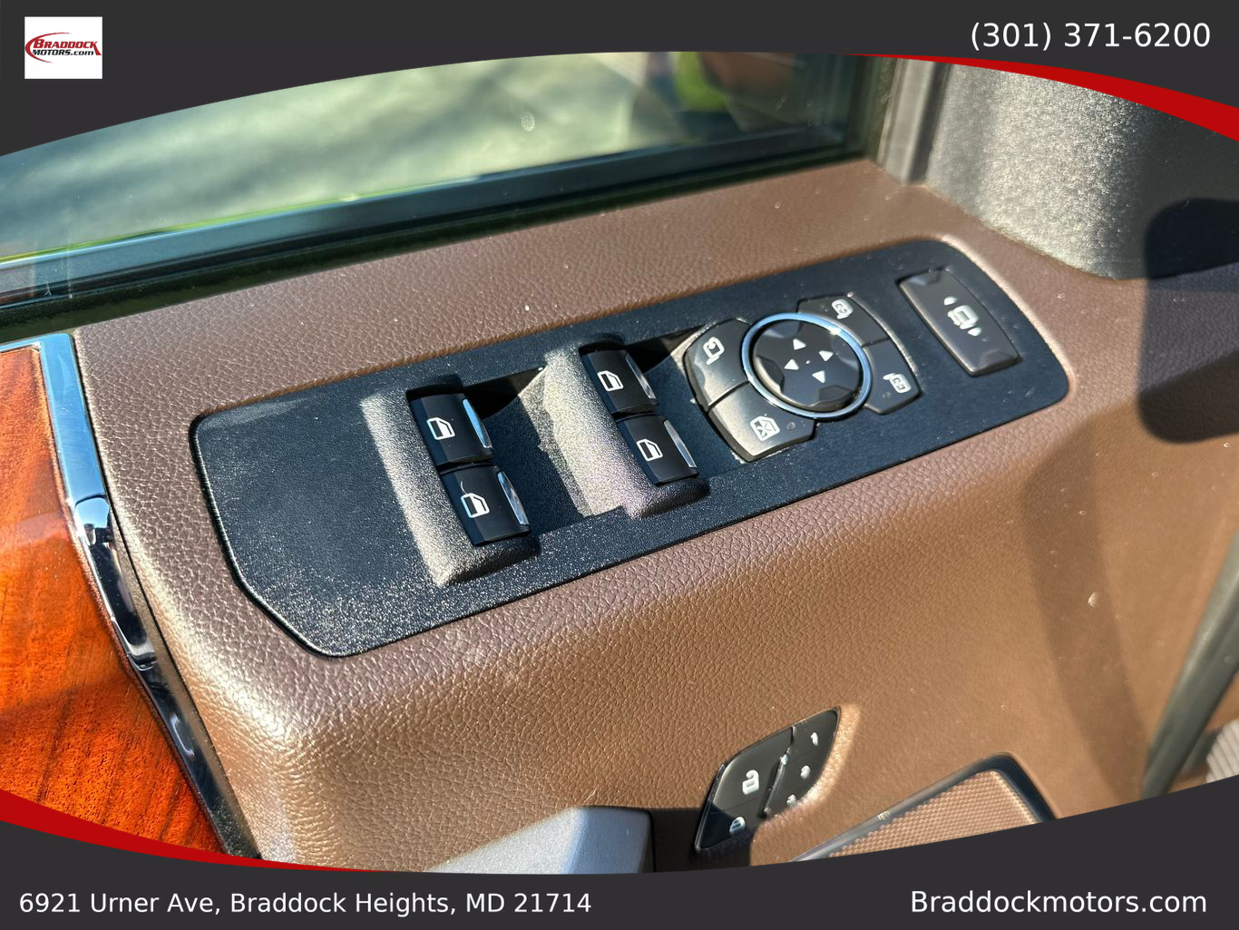 2019 FORD F350 SUPER DUTY CREW CAB PICKUP V8, TURBO DIESEL, 6.7 LITER KING RANCH PICKUP 4D 8 FT