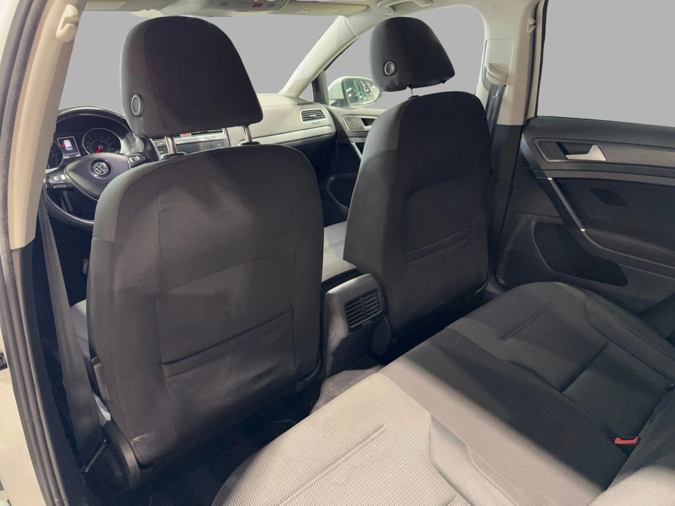 2019 VOLKSWAGEN E-GOLF HATCHBACK ELECTRIC MOTOR, 100 KW SE HATCHBACK SEDAN 4D