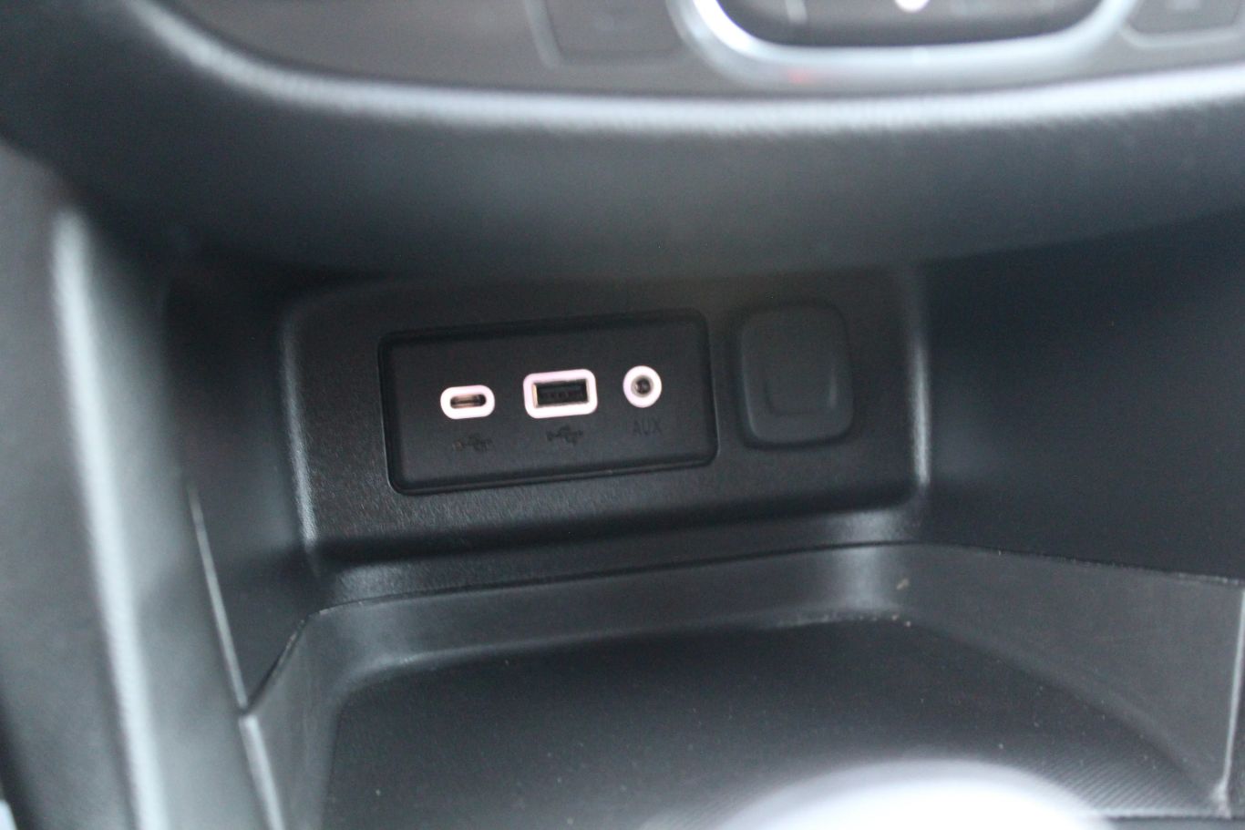 2019 Chevrolet Equinox Lt Sport Utility 4d - Image 29