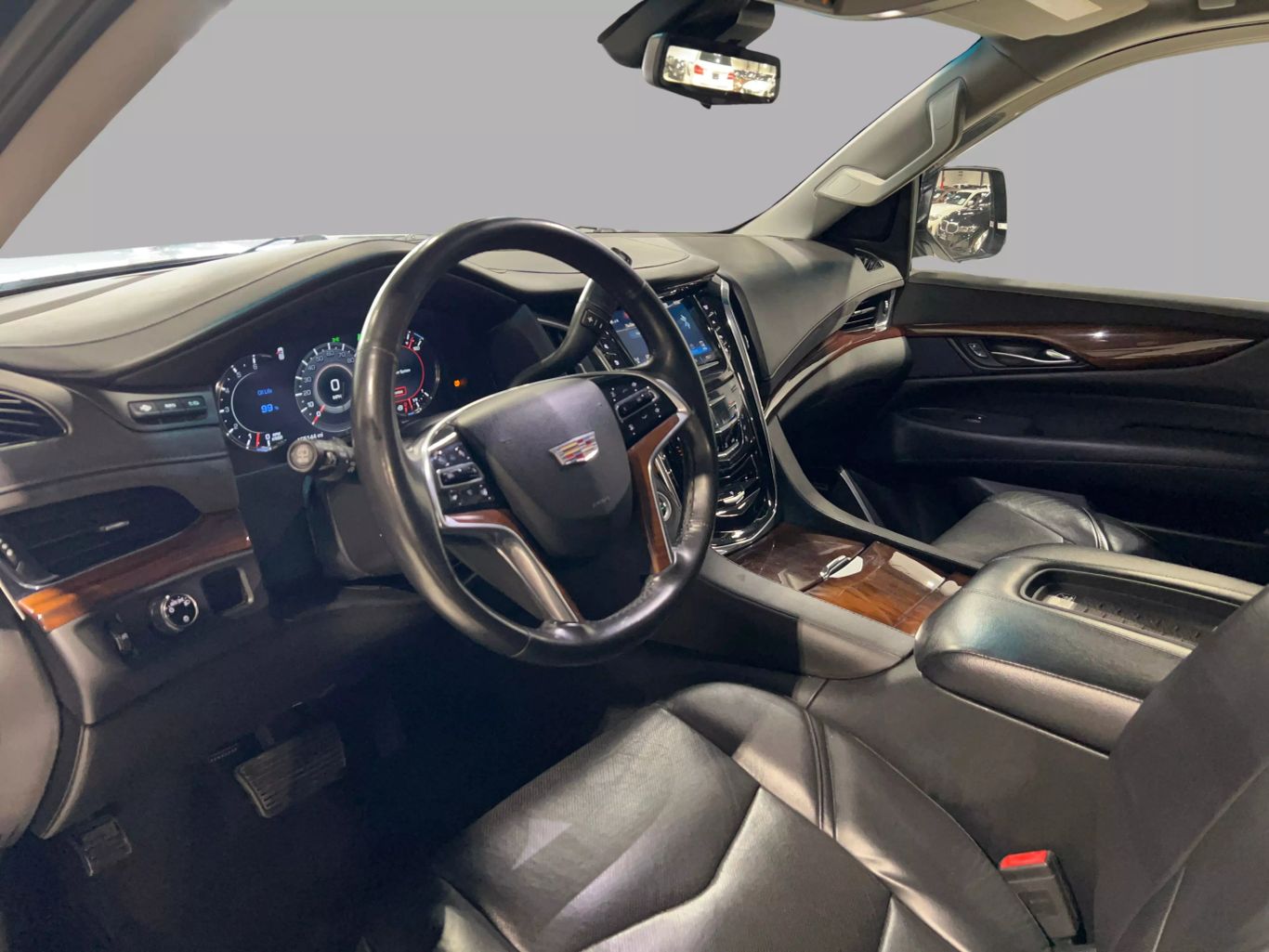 2017 CADILLAC ESCALADE SUV V8, 6.2 LITER LUXURY SPORT UTILITY 4D