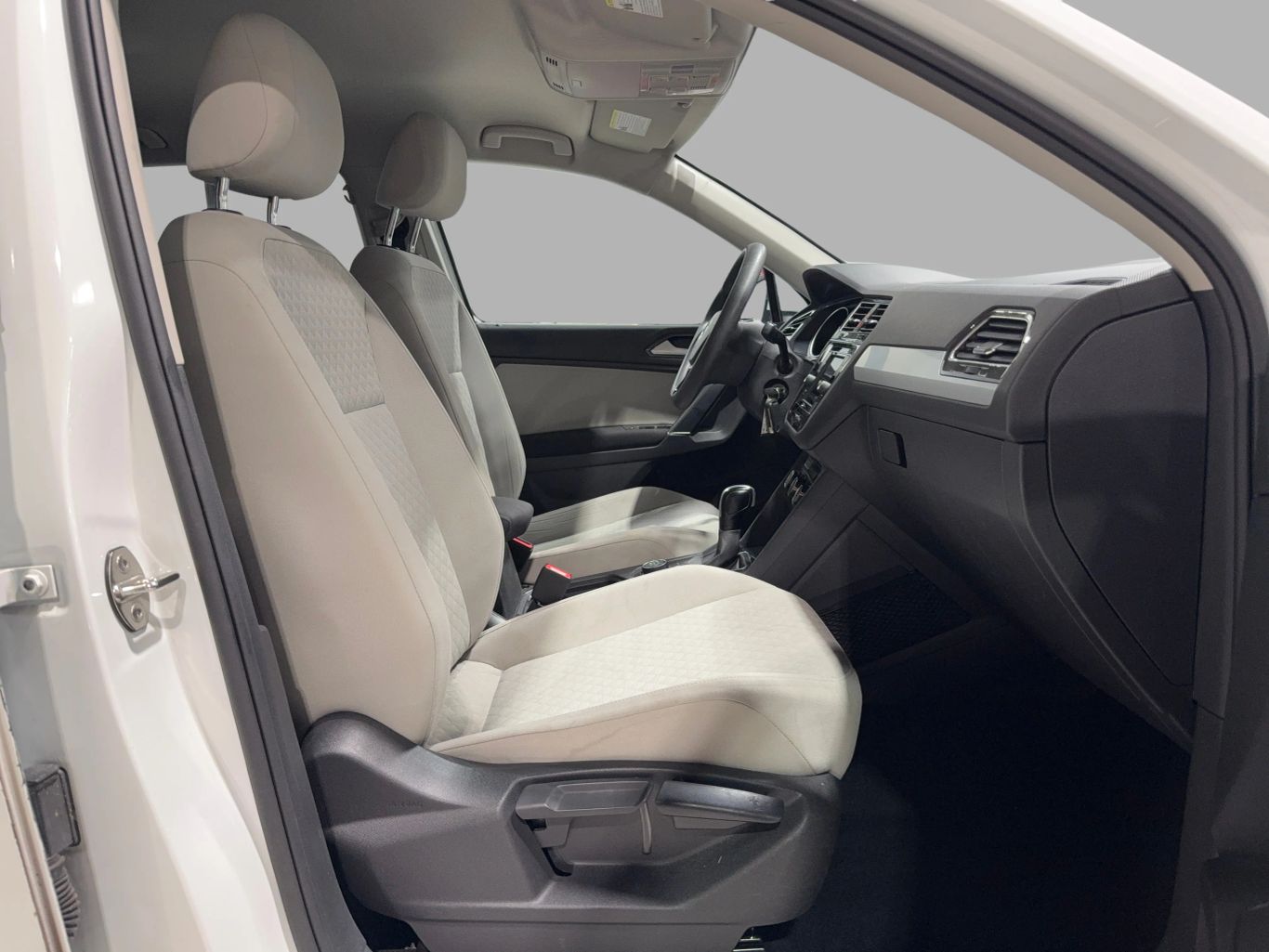 2018 VOLKSWAGEN TIGUAN SUV 4-CYL, TURBO, 2.0 LITER 2.0T S 4MOTION SPORT UTILITY 4D