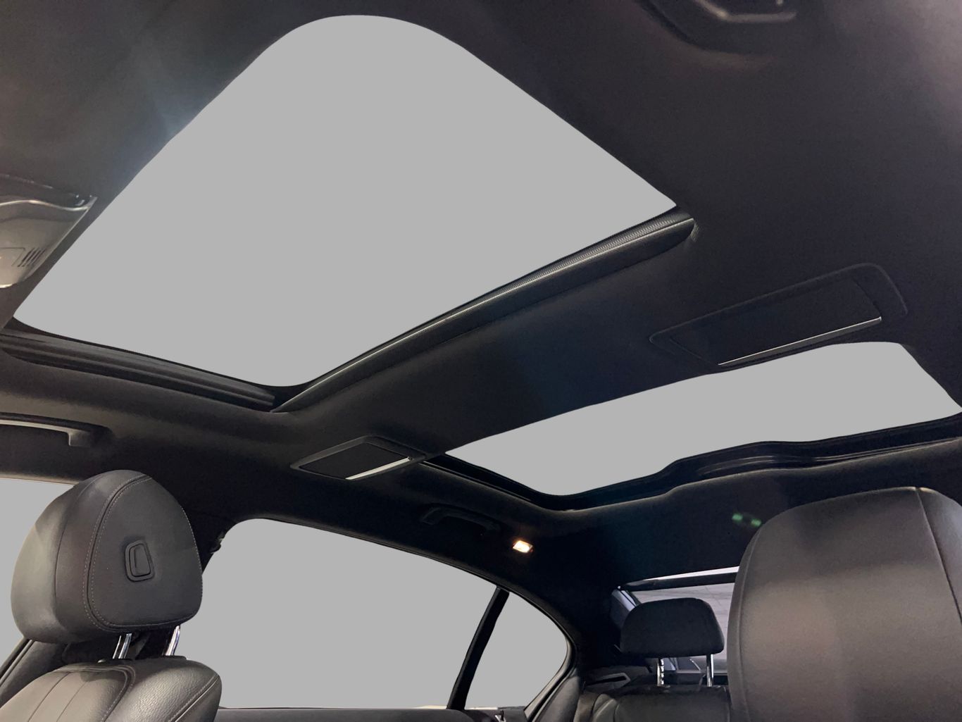2019 BMW 7 SERIES SEDAN 6-CYL, TURBO, 3.0 LITER 740I SEDAN 4D