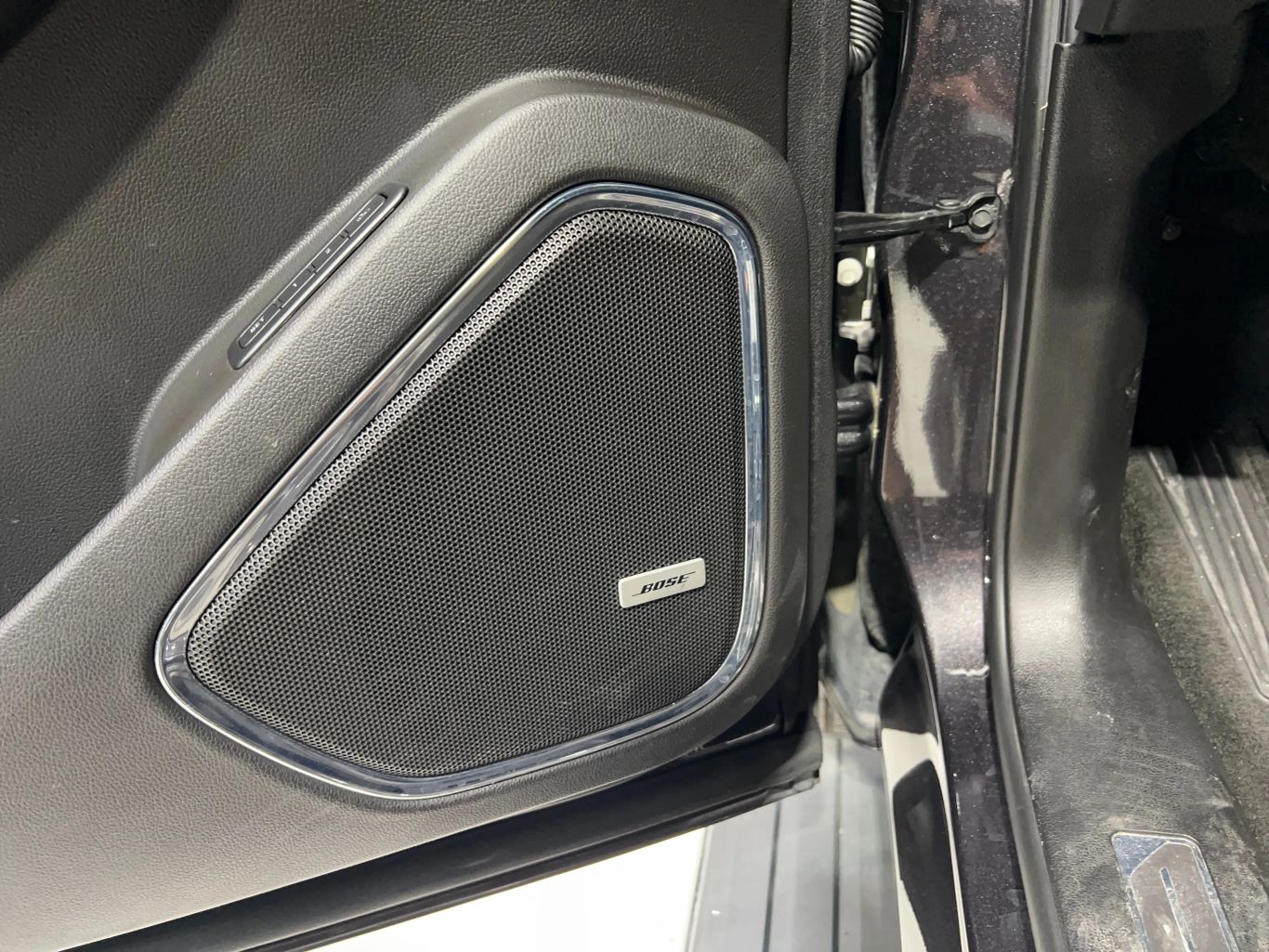 2018 GMC YUKON SUV V8, ECOTEC3, 6.2 LITER DENALI SPORT UTILITY 4D