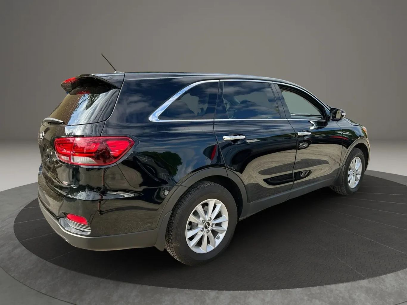 2019 KIA SORENTO SUV 4-CYL, GDI, 2.4 LITER LX SPORT UTILITY 4D