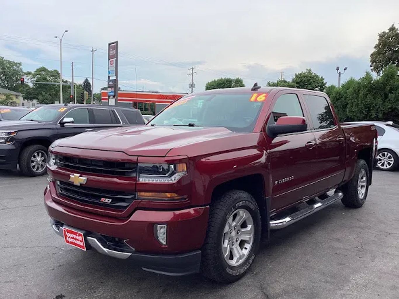 2016 Chevrolet Silverado 1500 Crew Cab - Image 6