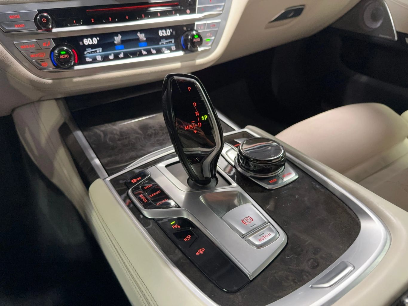 2017 BMW 7 SERIES SEDAN V8, TWIN TURBO, 4.4L 750I SEDAN 4D
