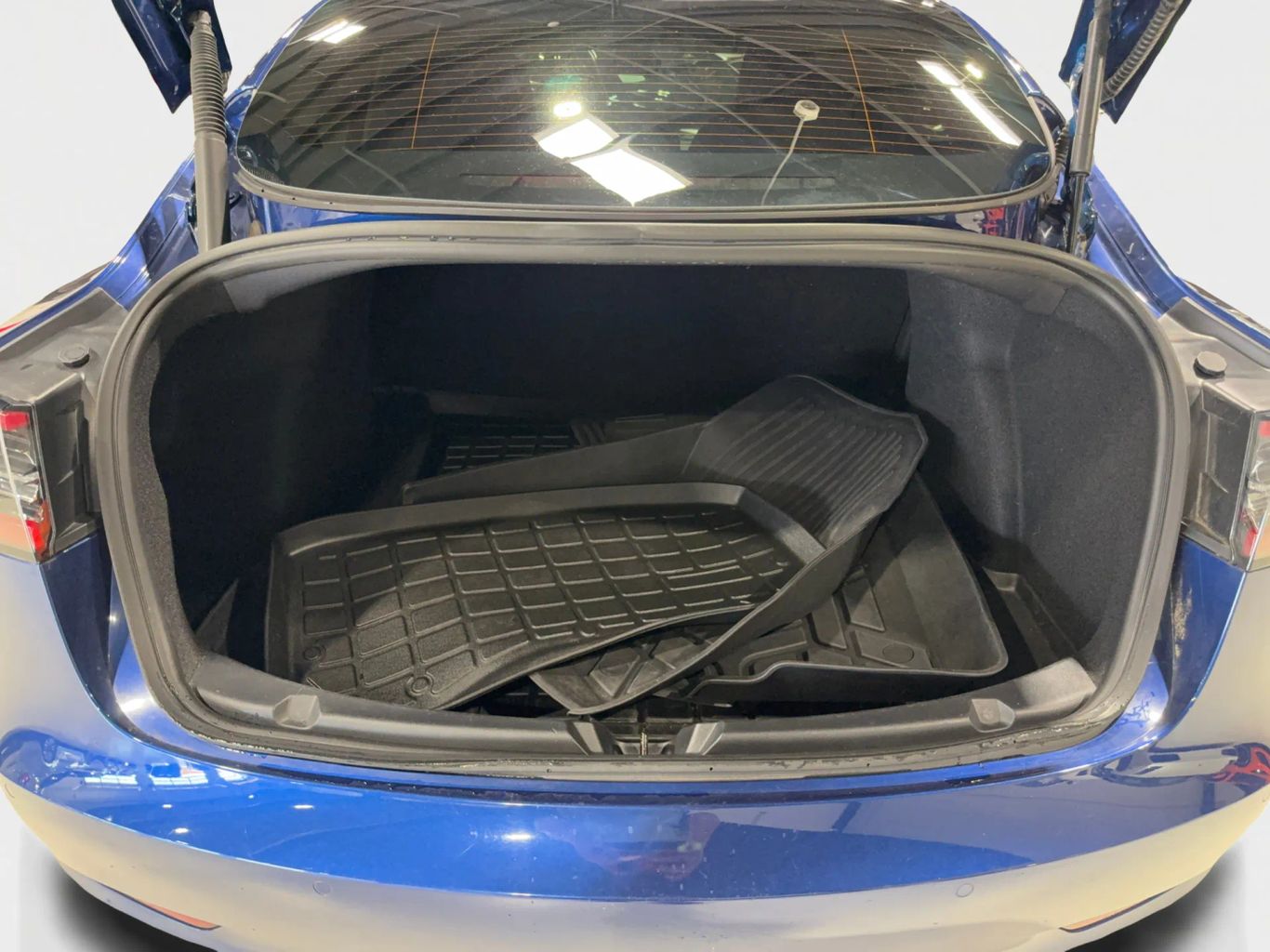 2022 TESLA MODEL 3 SEDAN DUAL ELECTRIC MOTORS PERFORMANCE SEDAN 4D