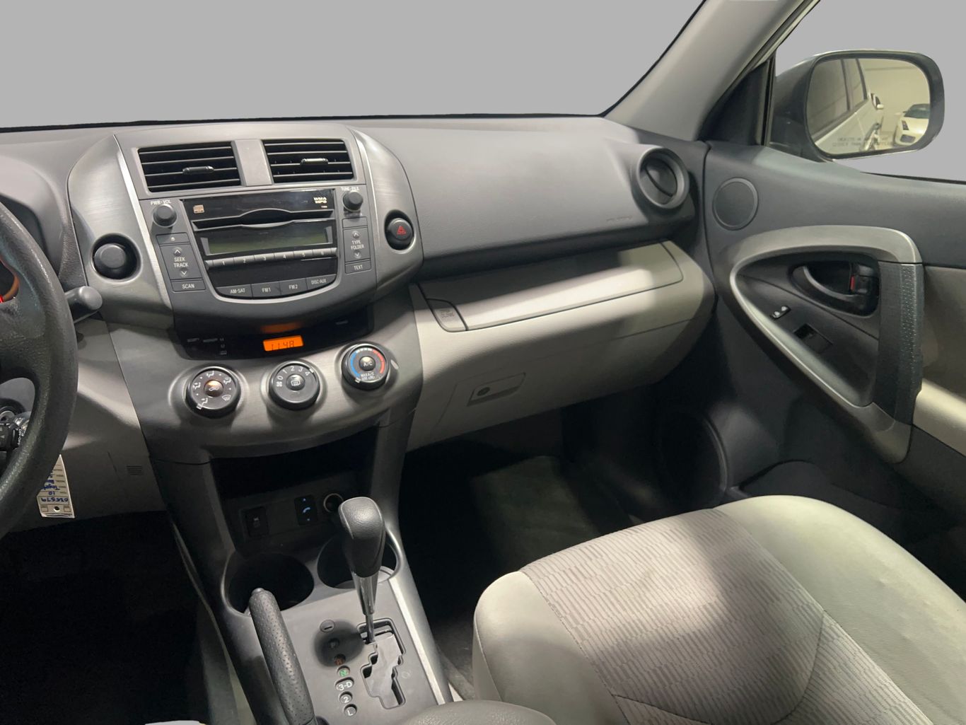 2010 TOYOTA RAV4 SUV 4-CYL, 2.5 LITER SPORT UTILITY 4D