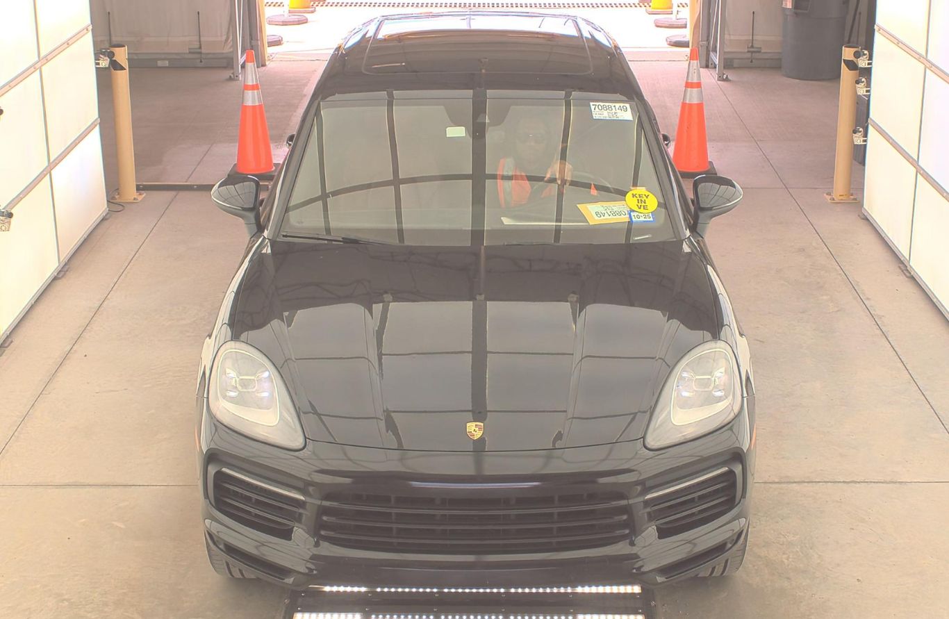 2019 PORSCHE CAYENNE SUV V6, TURBO, 3.0 LITER SPORT UTILITY 4D