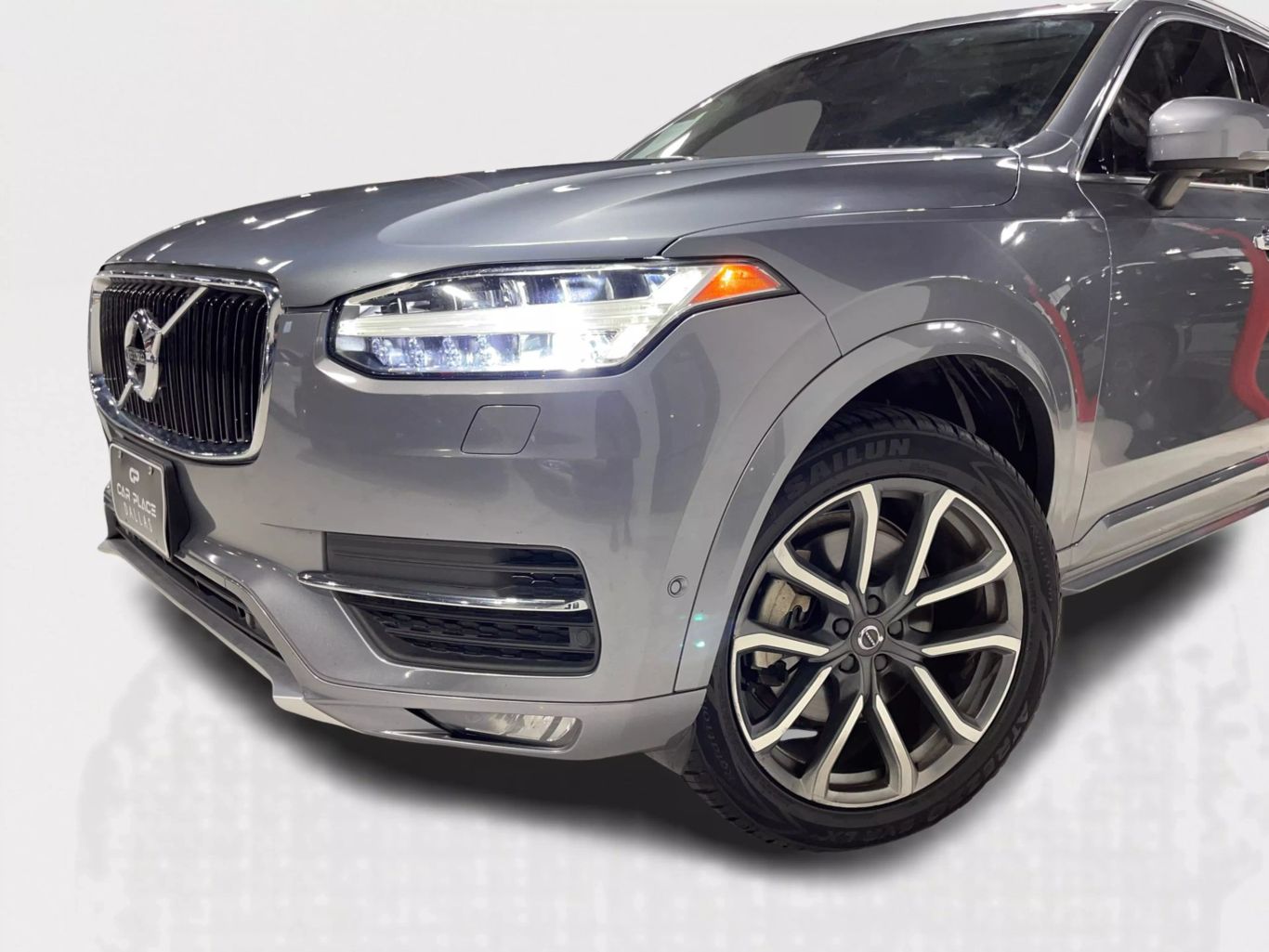 2018 VOLVO XC90 SUV 4-CYL, DRIVE-E, TURBO, SUPERCHARGED, 2.0 LITER T6 MOMENTUM SPORT UTILITY 4D