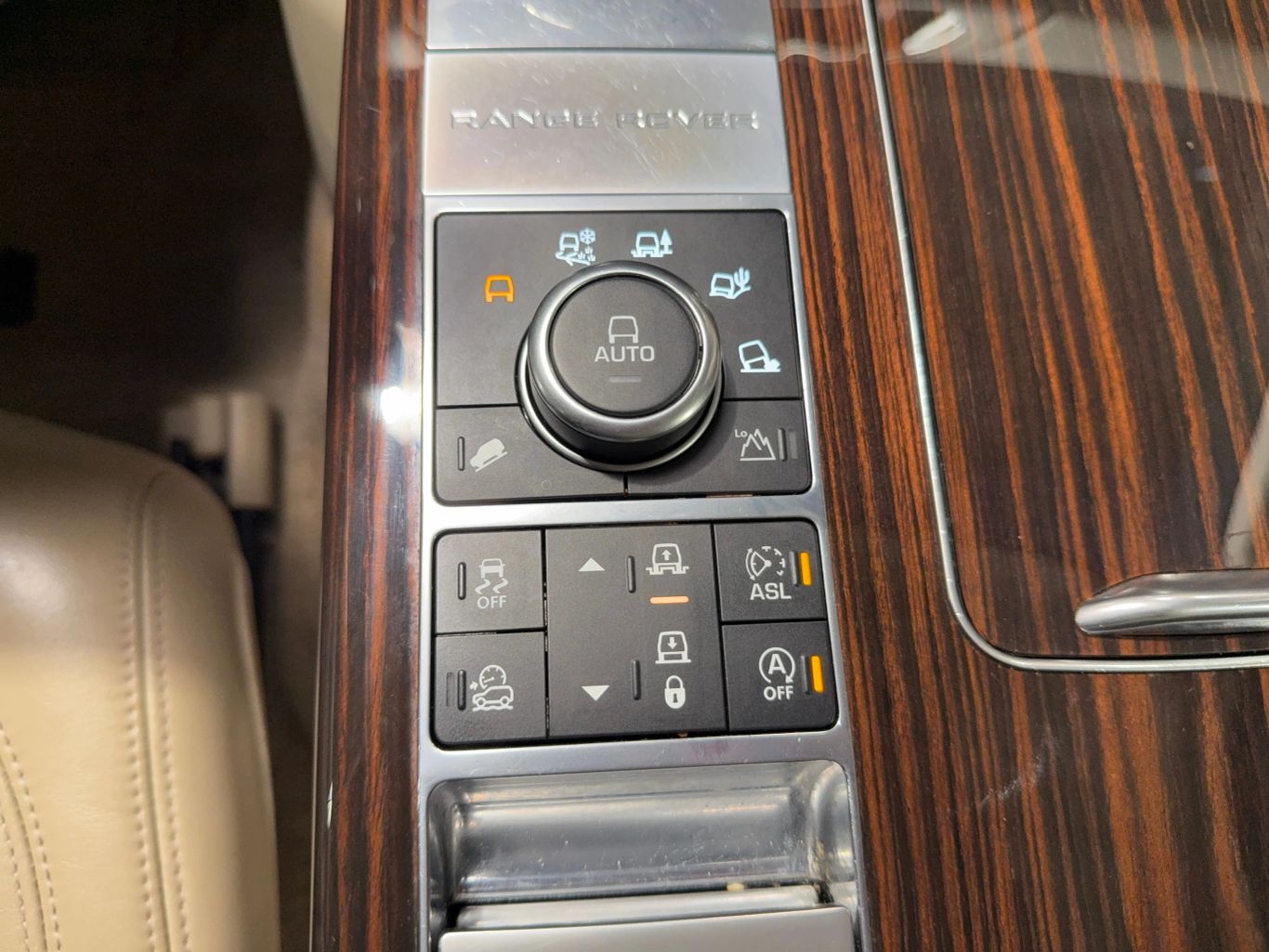 2016 LAND ROVER RANGE ROVER SUV V6, SUPERCHARGED, 3.0L HSE SPORT UTILITY 4D