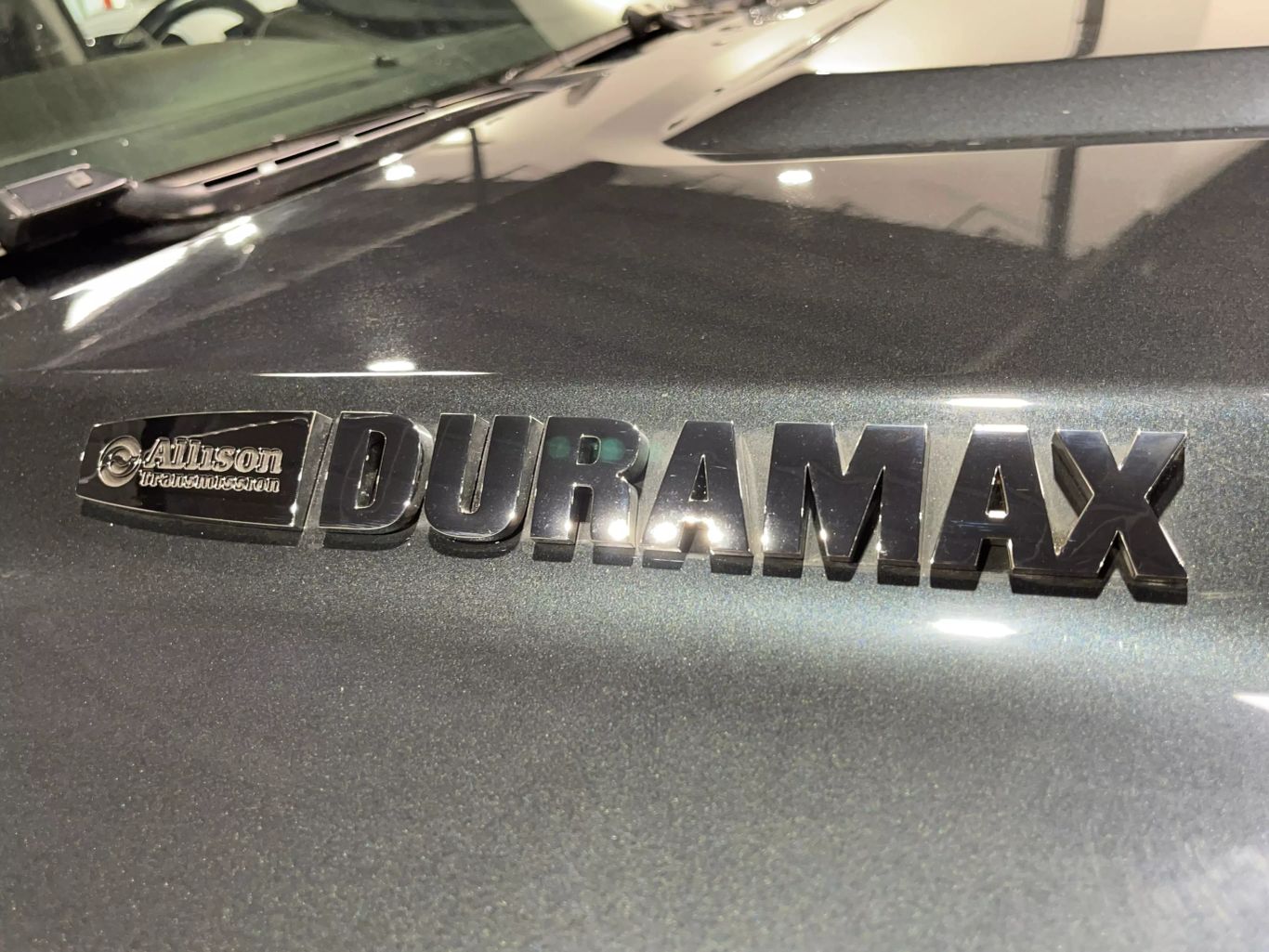 2019 GMC SIERRA 2500 HD CREW CAB PICKUP V8, TURBO DIESEL, 6.6 LITER DENALI PICKUP 4D 6 1/2 FT