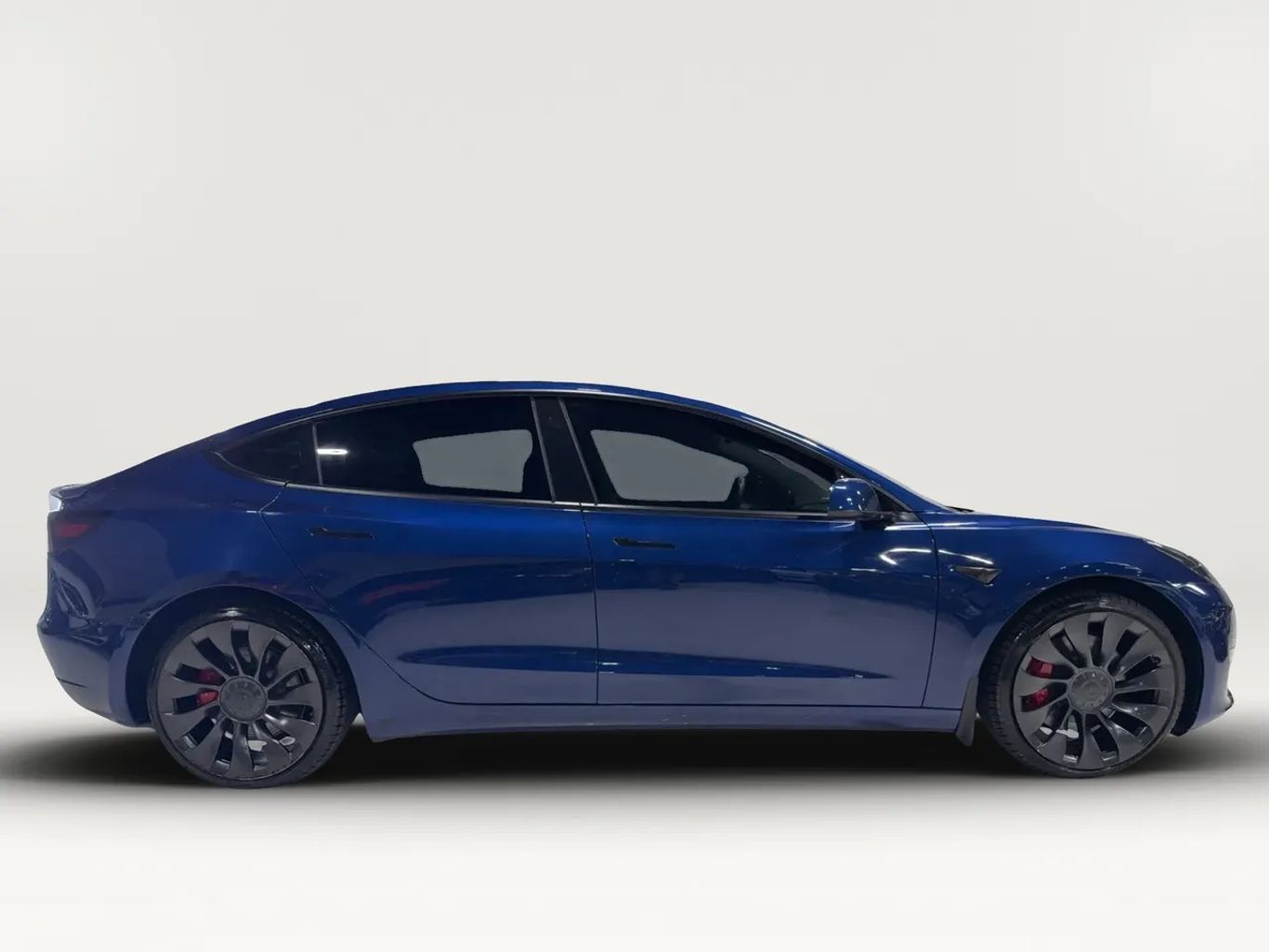2022 TESLA MODEL 3 SEDAN DUAL ELECTRIC MOTORS PERFORMANCE SEDAN 4D