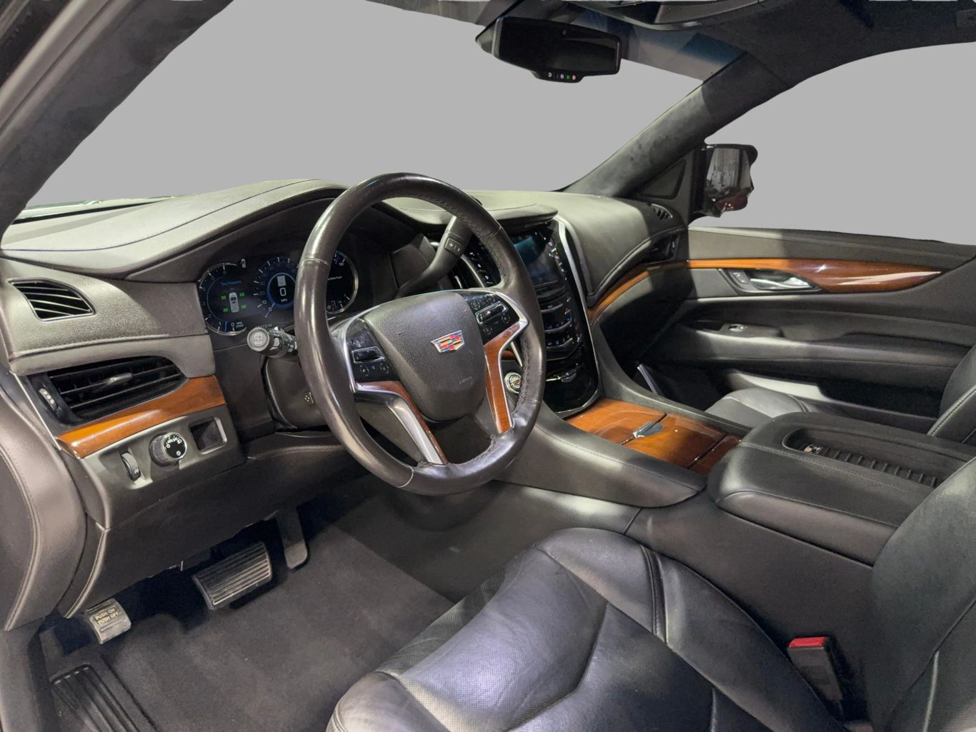 2018 CADILLAC ESCALADE SUV V8, 6.2 LITER SPORT UTILITY 4D