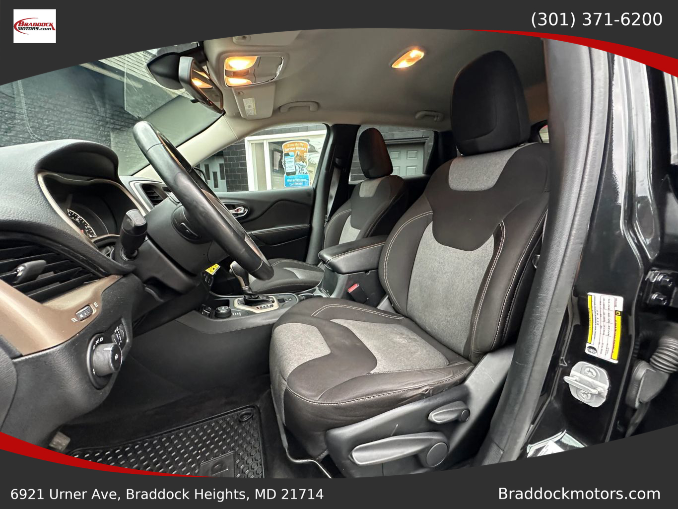 2014 JEEP CHEROKEE SUV V6, 3.2 LITER LATITUDE SPORT UTILITY 4D