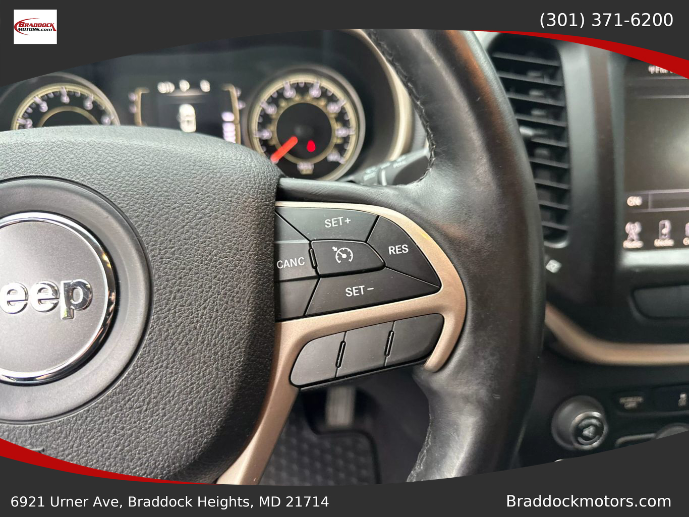 2014 JEEP CHEROKEE SUV V6, 3.2 LITER LATITUDE SPORT UTILITY 4D