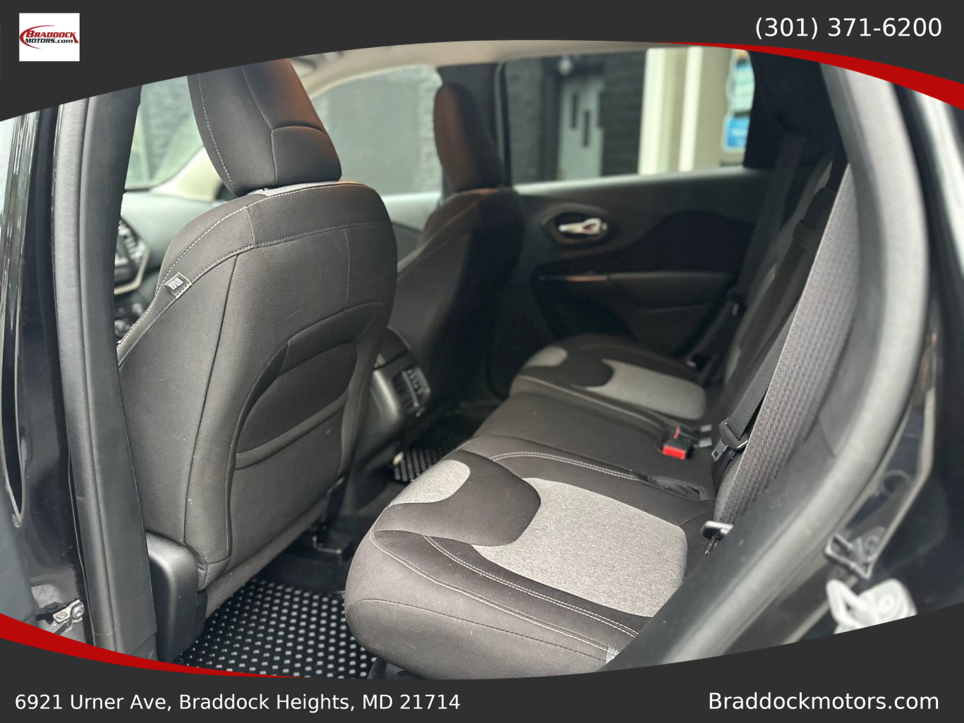 2014 JEEP CHEROKEE SUV V6, 3.2 LITER LATITUDE SPORT UTILITY 4D