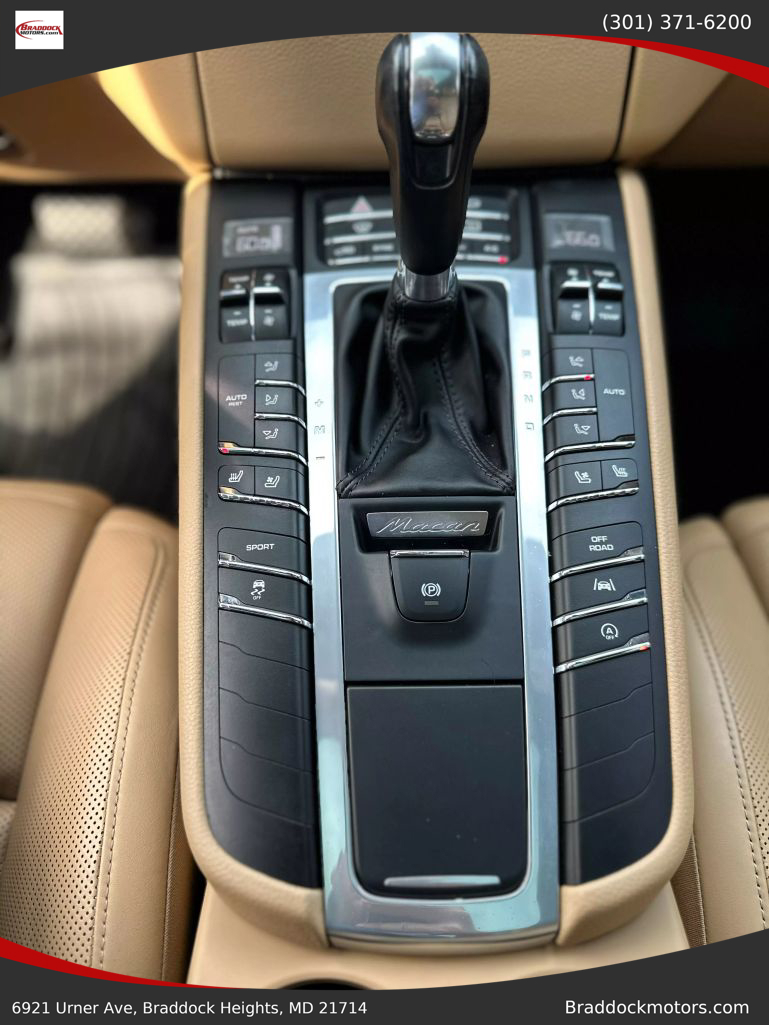 2018 PORSCHE MACAN SUV 4-CYL, TURBO, 2.0 LITER SPORT UTILITY 4D