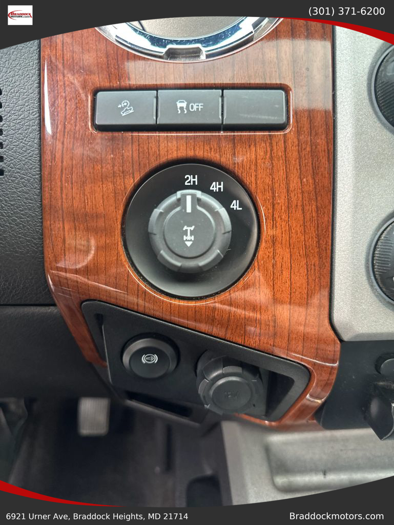 2015 FORD F350 SUPER DUTY CREW CAB PICKUP V8, TURBO DIESEL, 6.7L KING RANCH PICKUP 4D 8 FT