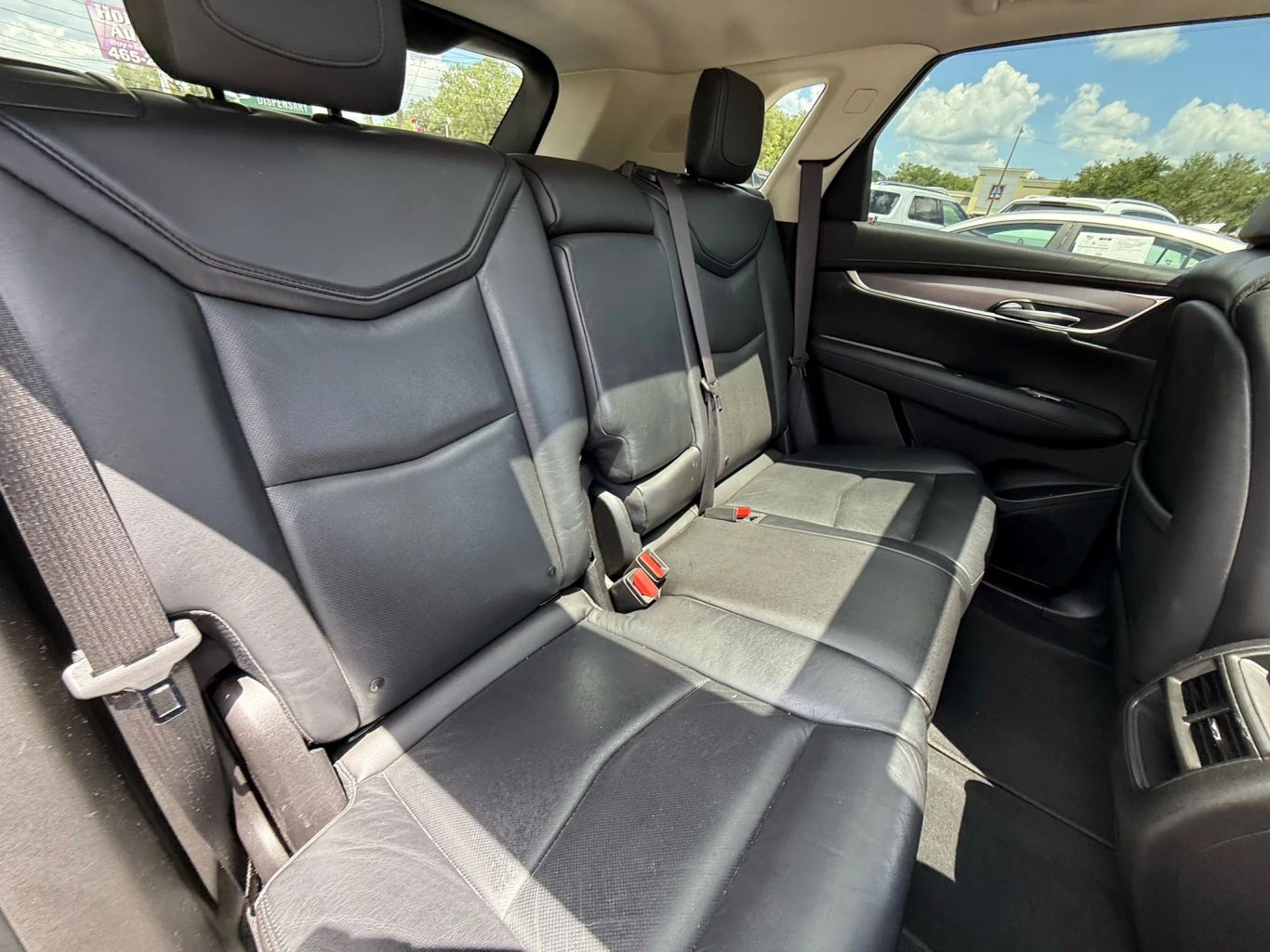 2017 CADILLAC XT5 SUV V6, 3.6 LITER LUXURY SPORT UTILITY 4D