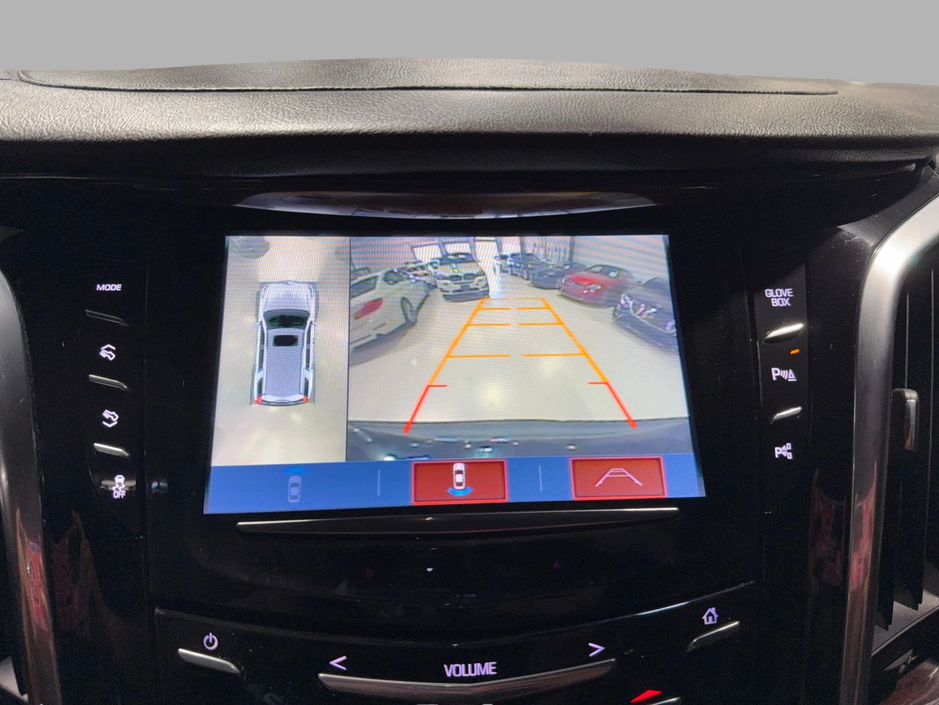 2018 CADILLAC ESCALADE SUV V8, 6.2 LITER SPORT UTILITY 4D