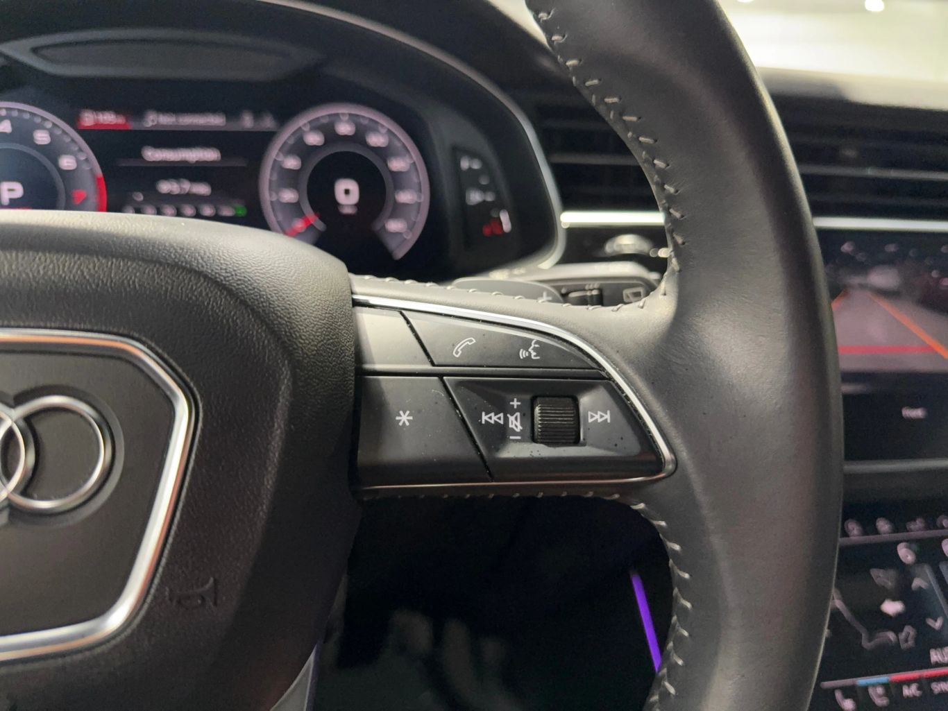 2020 AUDI Q8 SUV V6, TURBO, 3.0 LITER 55 TFSI PREMIUM PLUS SPORT UTILITY 4D