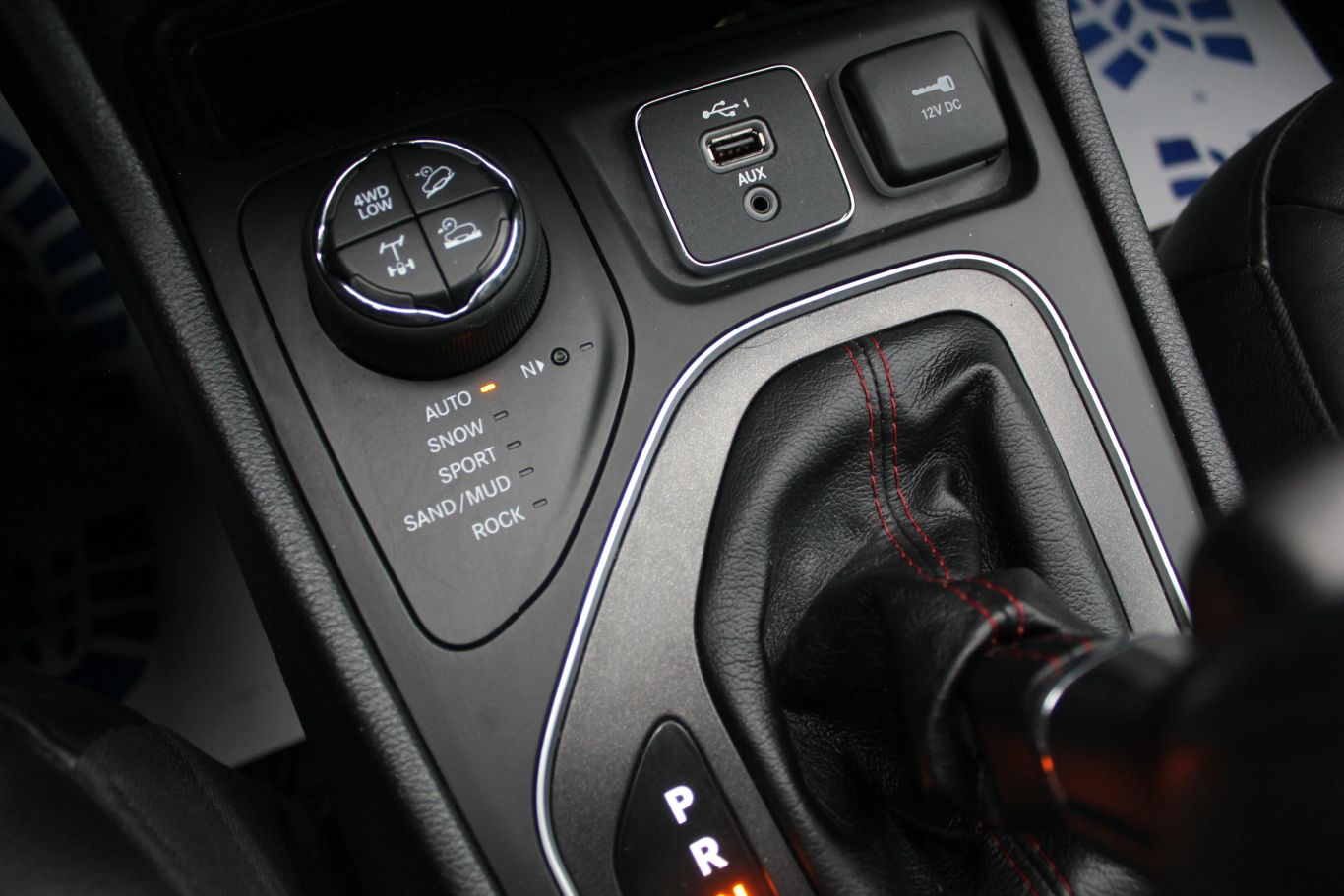 2020 Jeep Cherokee Trailhawk Sport Utility 4d - Image 31