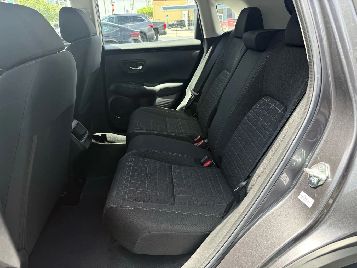 2024 HONDA HR-V SUV 4-CYL, VTEC, 2.0 LITER LX SPORT UTILITY 4D