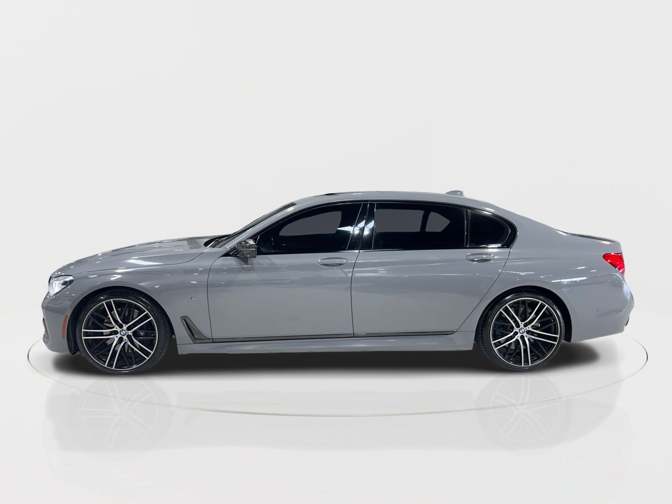 2018 BMW 7 SERIES SEDAN V8, TWIN TURBO, 4.4L 750I SEDAN 4D