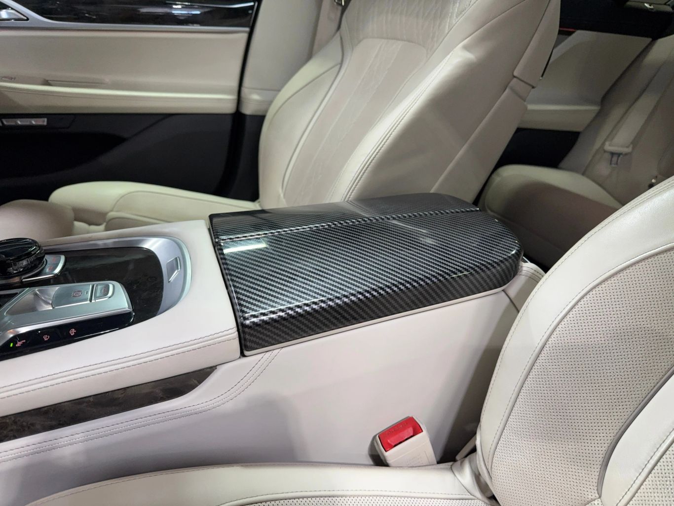 2017 BMW 7 SERIES SEDAN V8, TWIN TURBO, 4.4L 750I SEDAN 4D