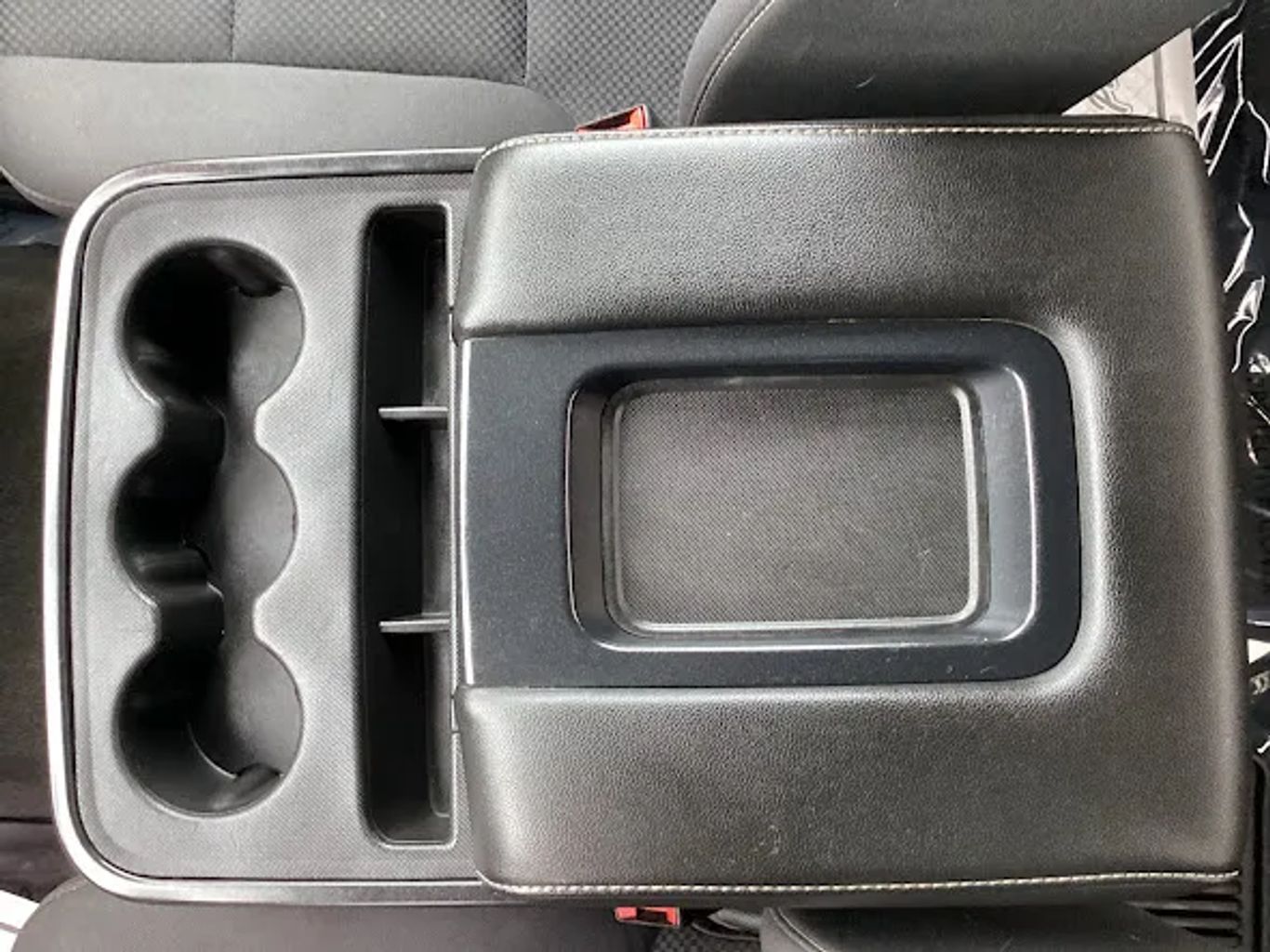 2016 Chevrolet Silverado 1500 Crew Cab - Image 18