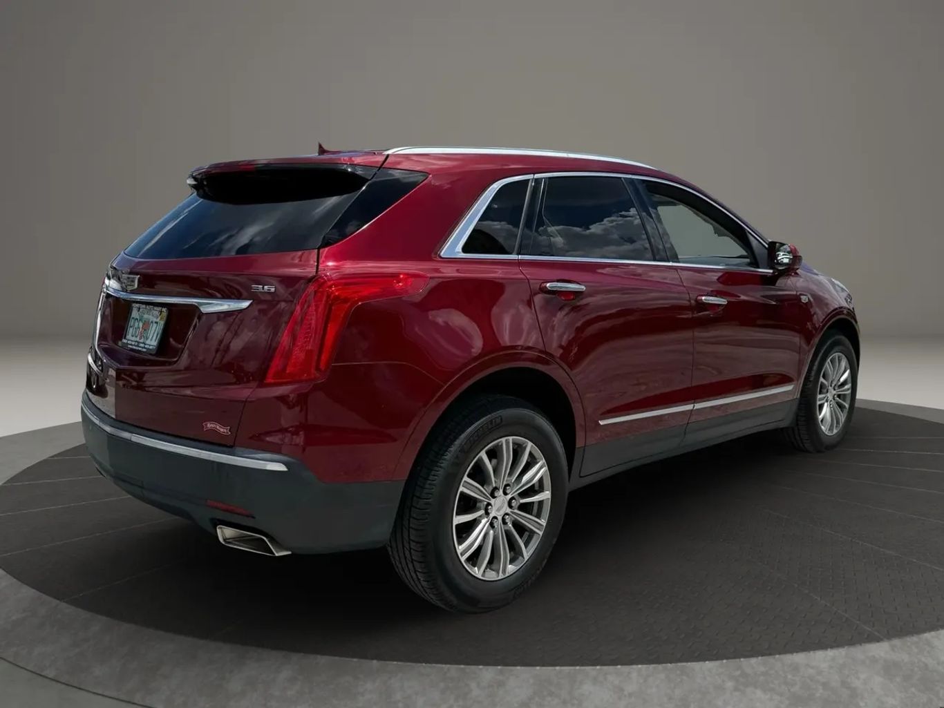 2017 CADILLAC XT5 SUV V6, 3.6 LITER LUXURY SPORT UTILITY 4D
