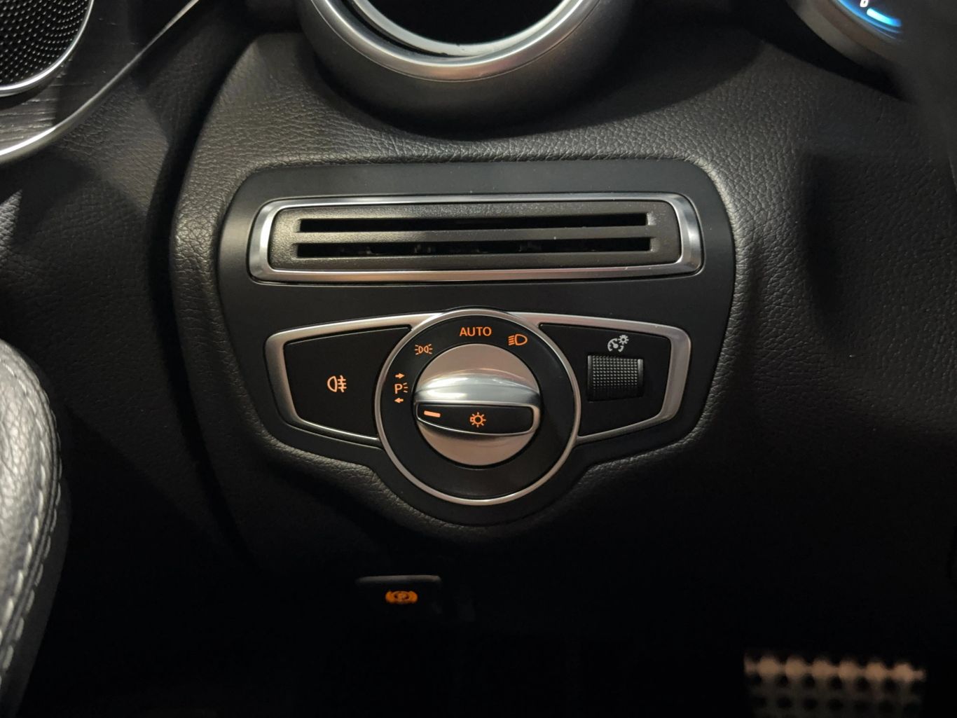 2020 MERCEDES-BENZ C-CLASS SEDAN 4-CYL, TURBO, 2.0 LITER C 300 SEDAN 4D