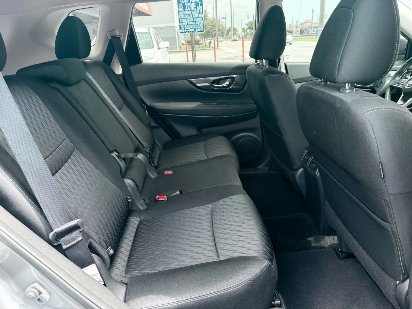 2018 NISSAN ROGUE SUV 4-CYL, 2.5 LITER SV SPORT UTILITY 4D