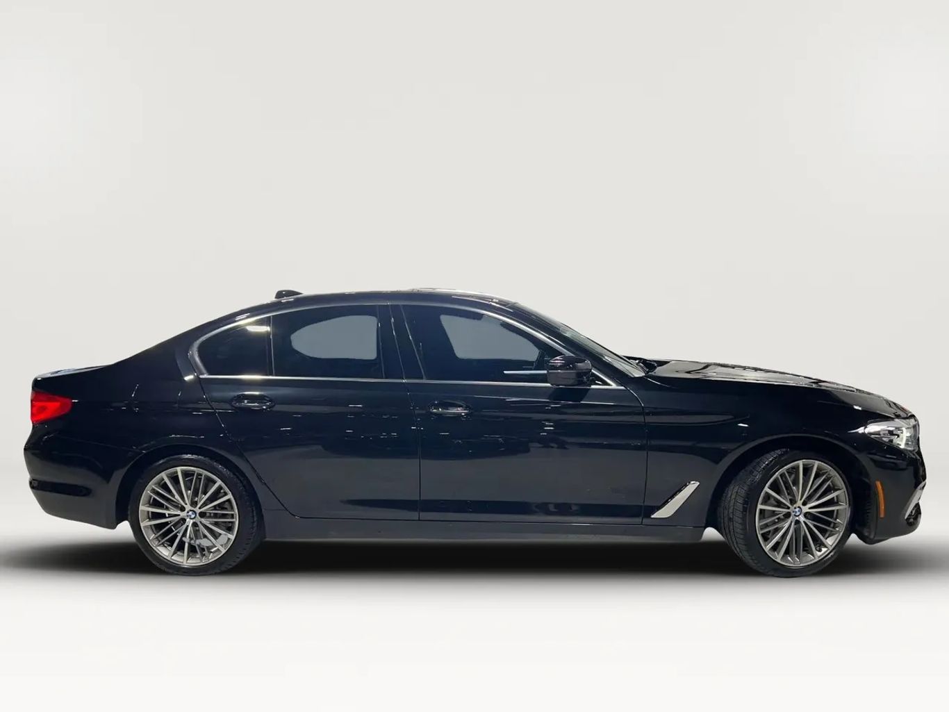 2018 BMW 5 SERIES SEDAN 6-CYL, TURBO, 3.0 LITER 540I SEDAN 4D
