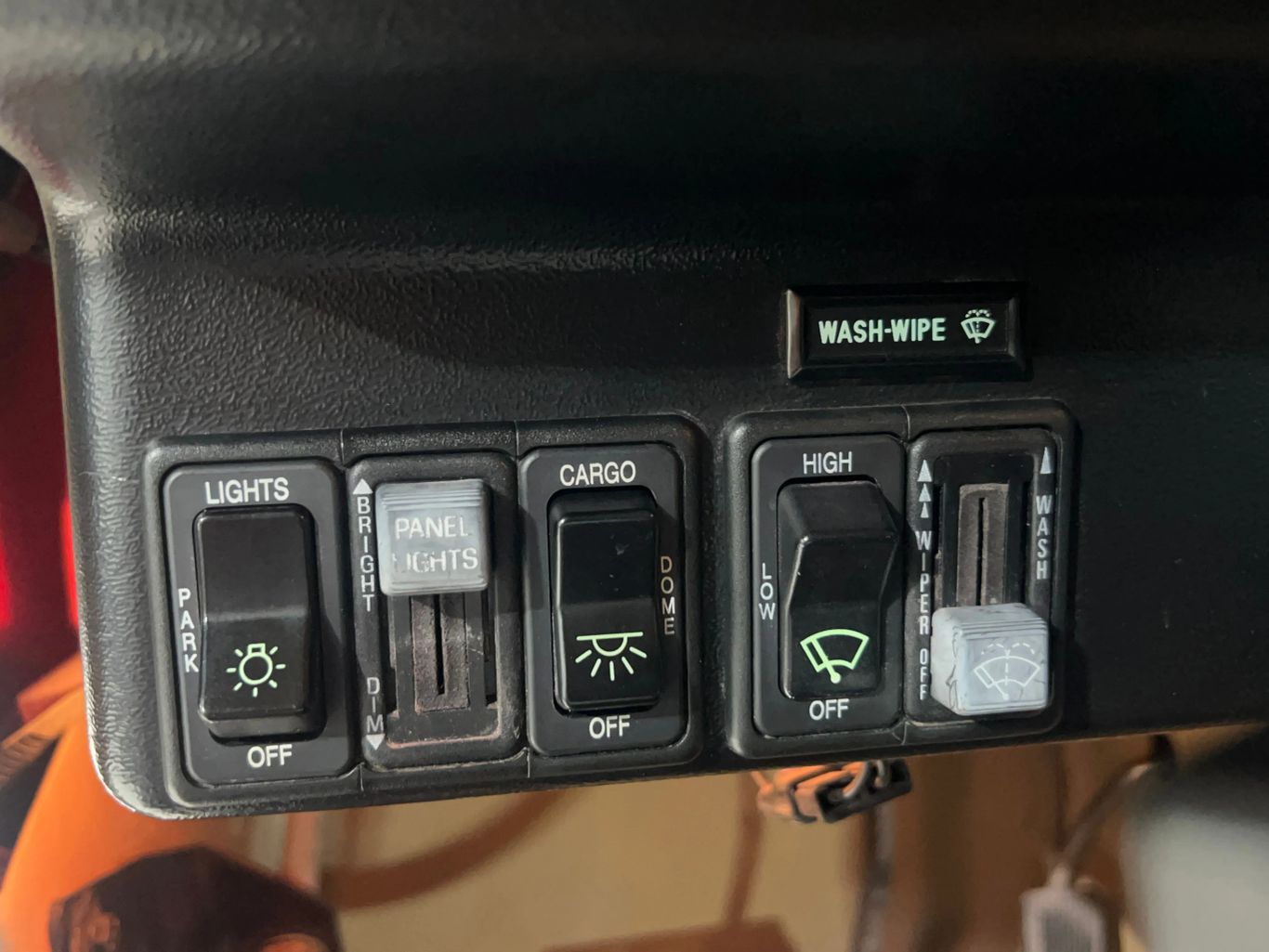 1994 HUMMER H1 SUV V8, DIESEL, 6.5 LITER HARD TOP SPORT UTILITY 2D